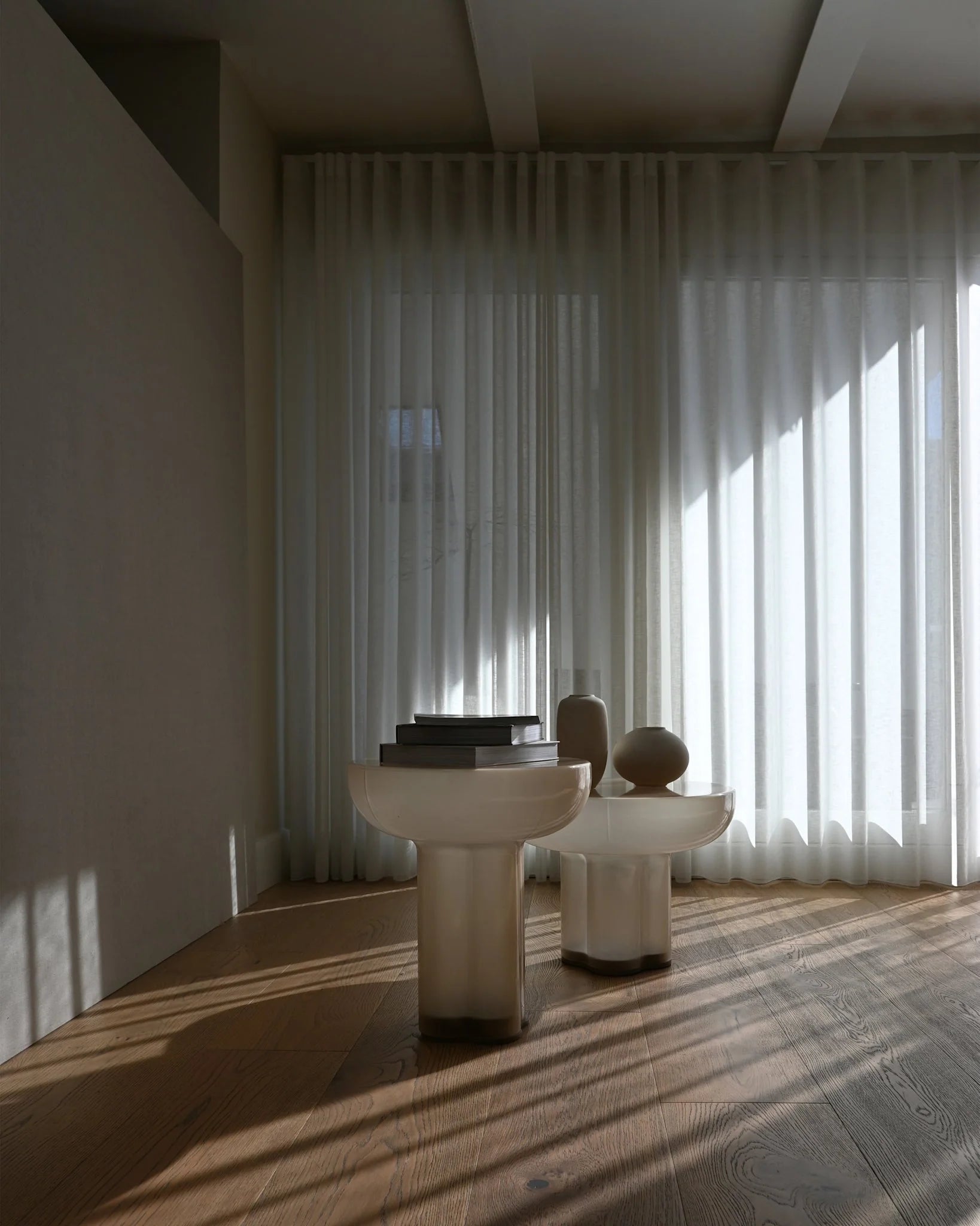 101 Copenhagen Crown Table Low - Smoked