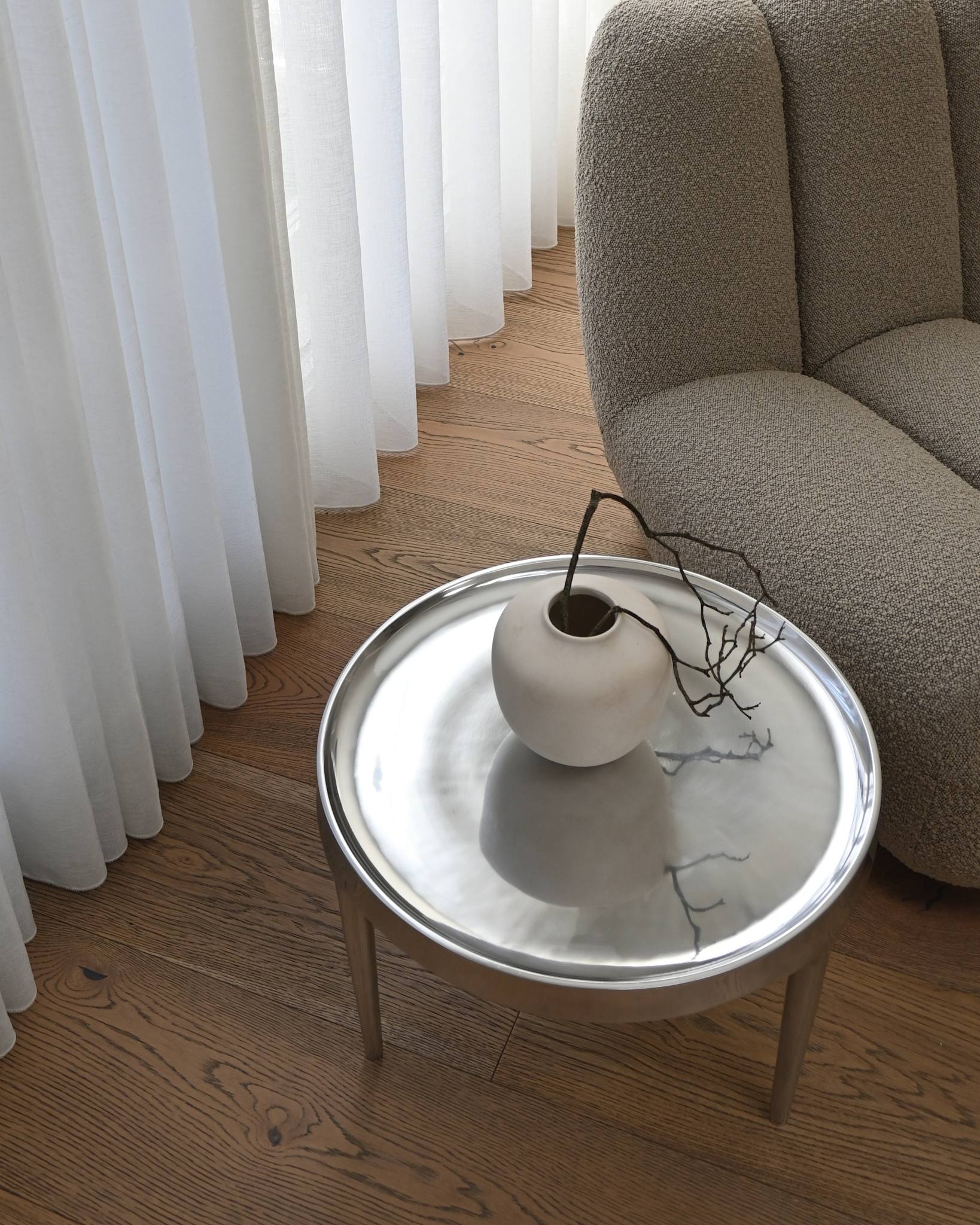 101 Copenhagen Phantom table Chrome