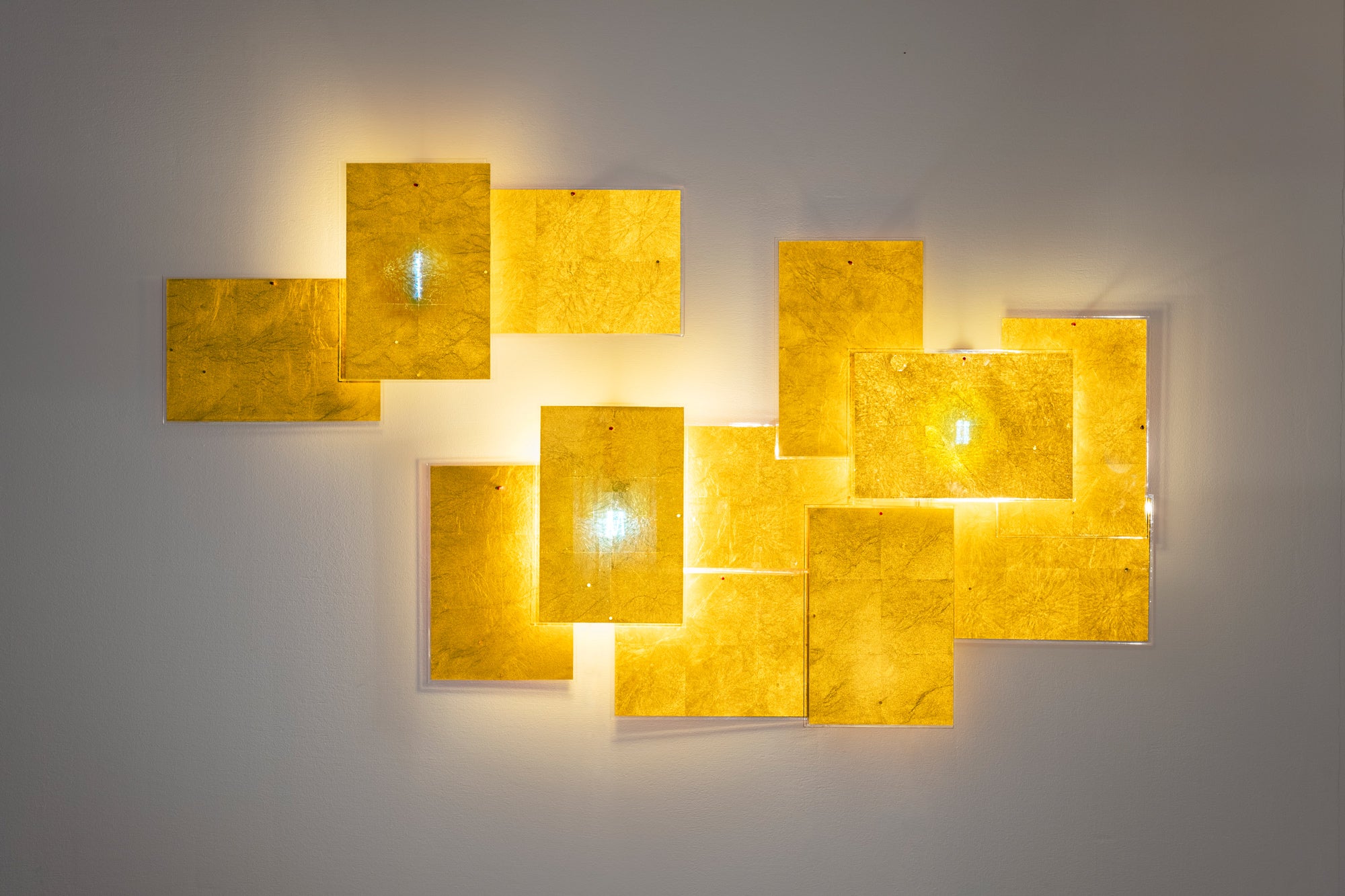 Ingo Maurer 24 Karat Blau Flat wandlamp