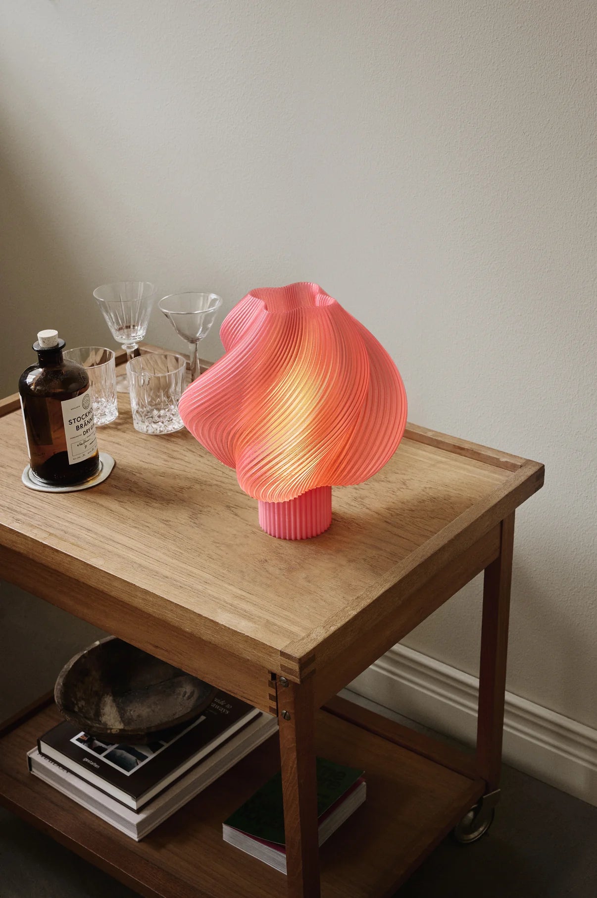 Crème Atelier Soft Serve lamp regular full color