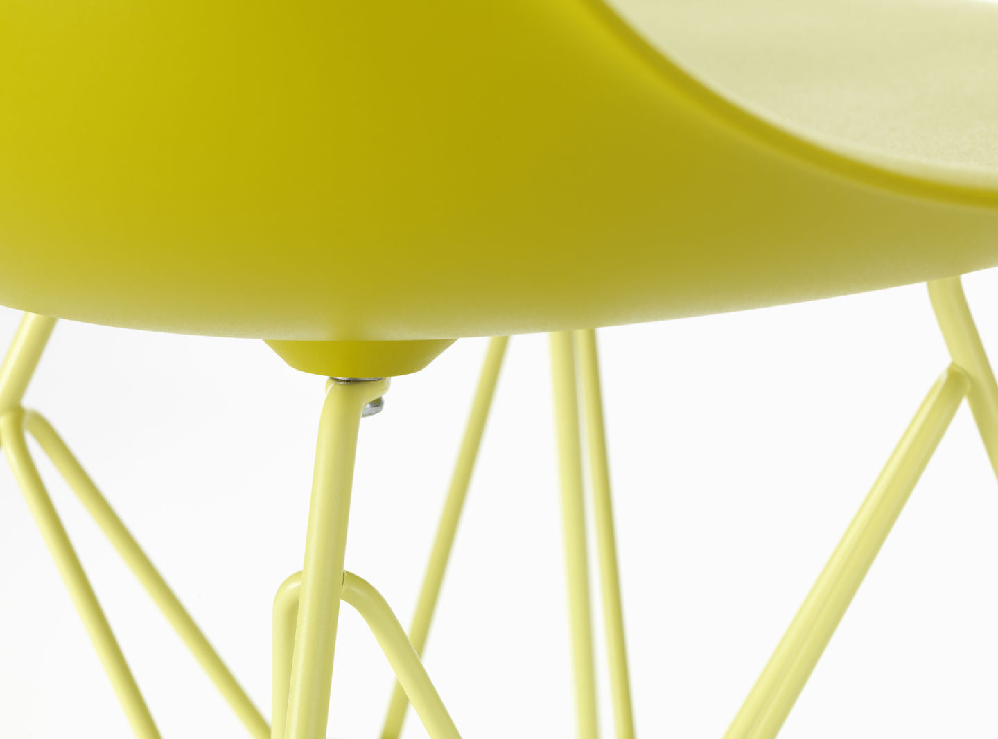 Vitra Eames DSR plastic side chair "new colours"