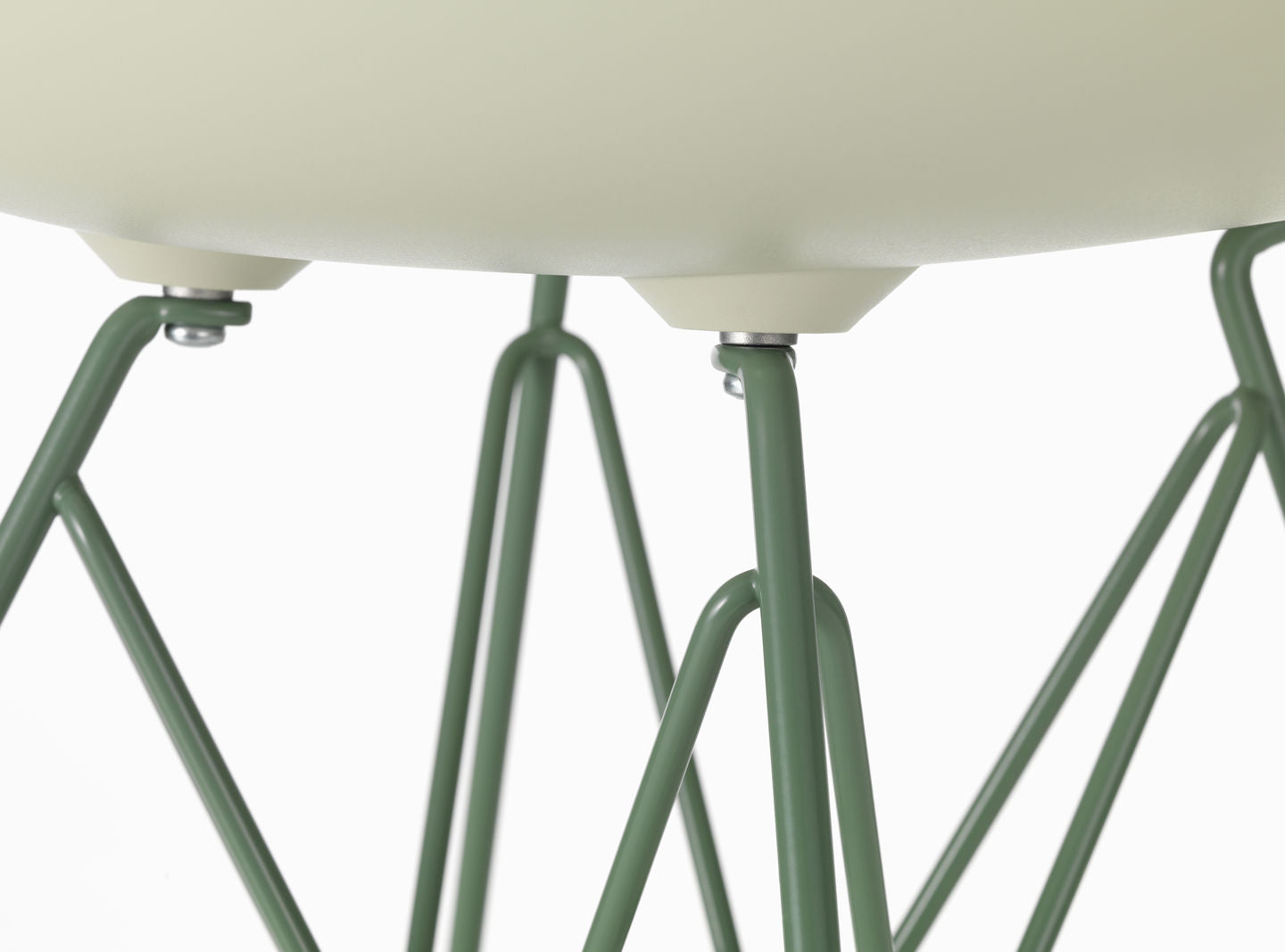 Vitra Eames DSR plastic side chair "new colours"