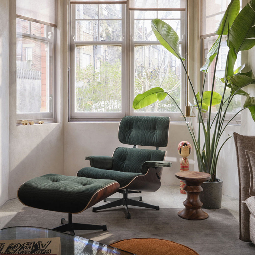 Vitra Eames Lounge Chair en Ottoman special edition Phlox