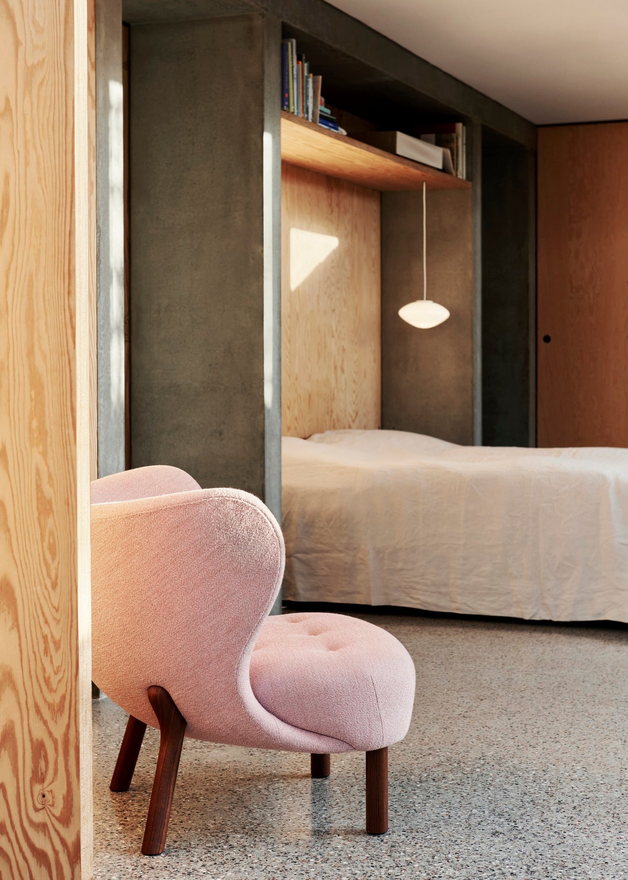 &tradition Little Petra VB1 Lounge Chair