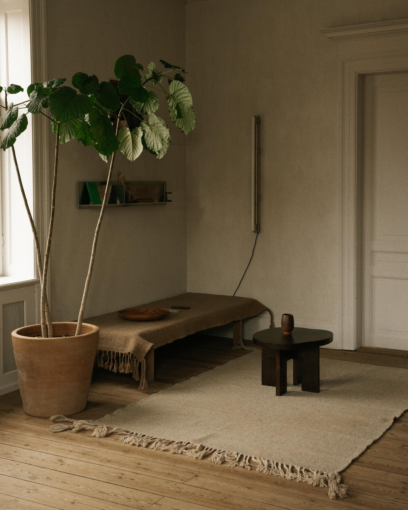 Frama Farmhouse sidetable Dark Oak