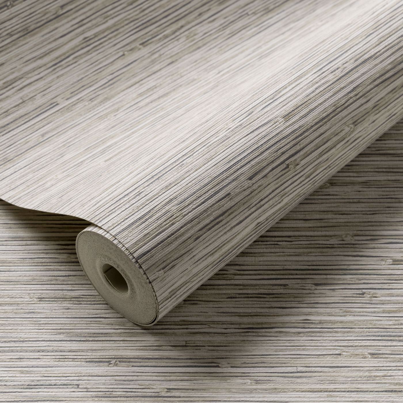Clarke en Clarke behang Xan in de kleur Parchment W0192-05 behangrol