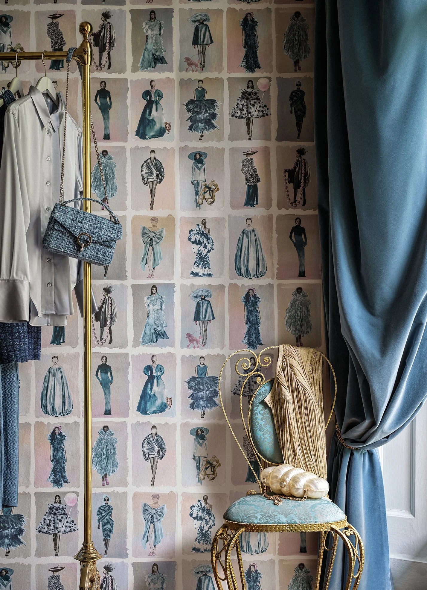 Cole and Son Couture Carousel 175/1002M behang sfeerbeeld slaapkamer