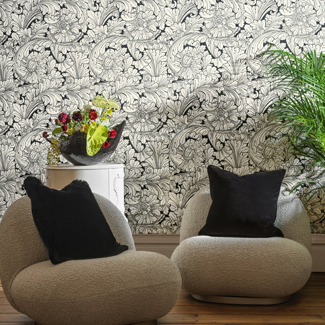 Cole and Son behang Acanthus Cream and Pebble 127/6029 uit de Classics Collection Vol.1 Sfeerbeeld