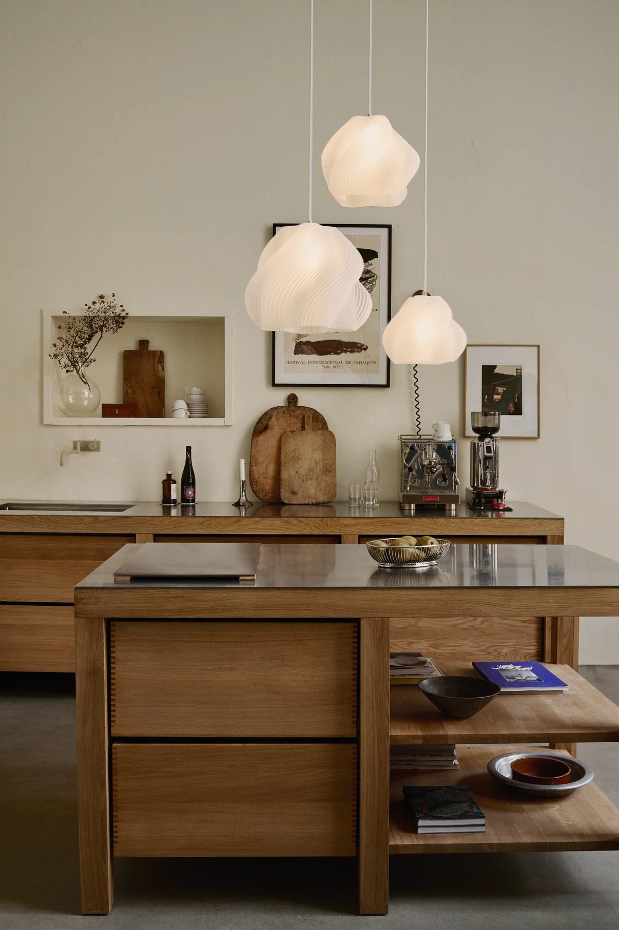 Créme Atelier Pendant boven kookeiland