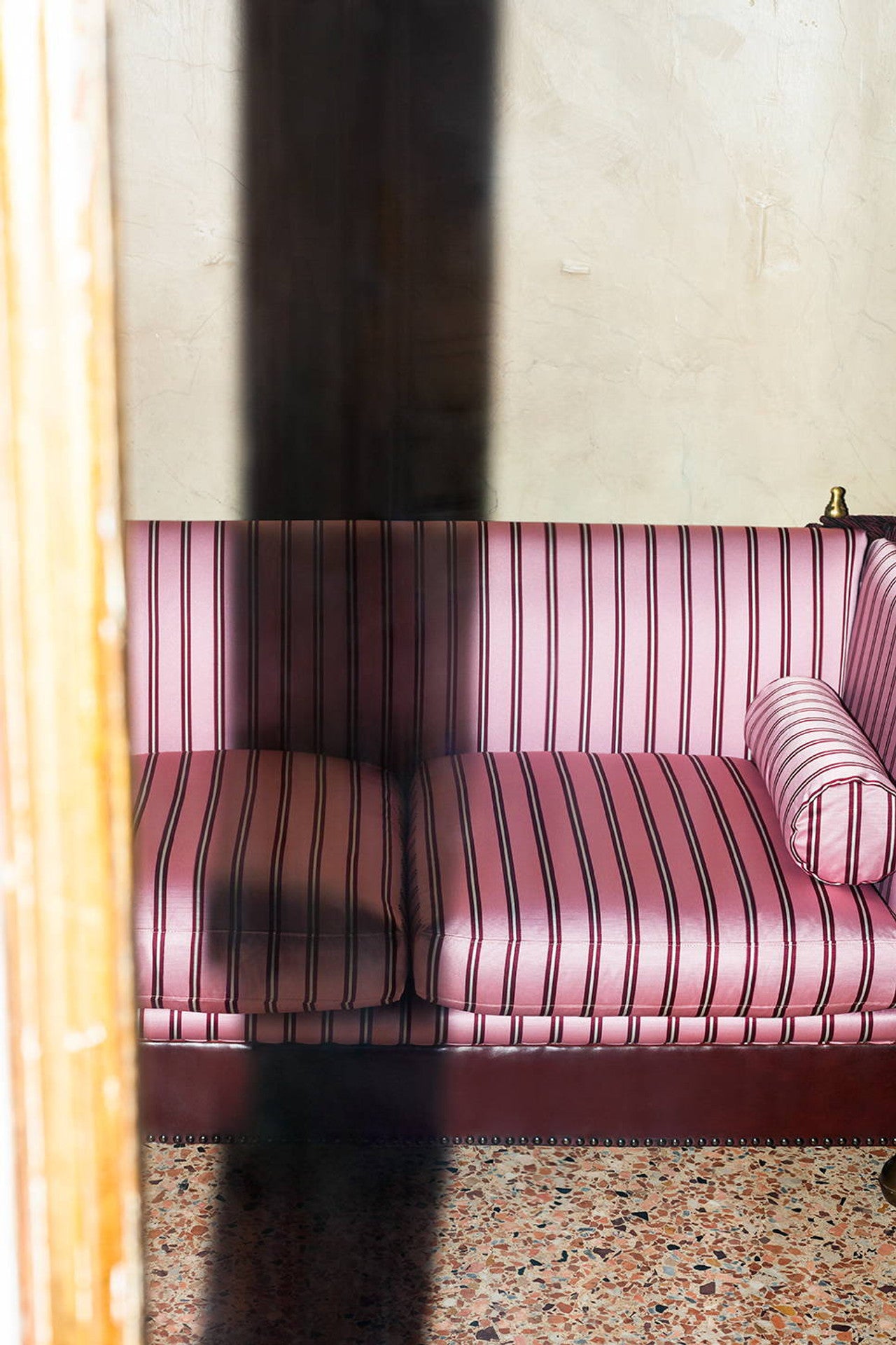 Dedar stof Regimen Strawberry Sorbet 012