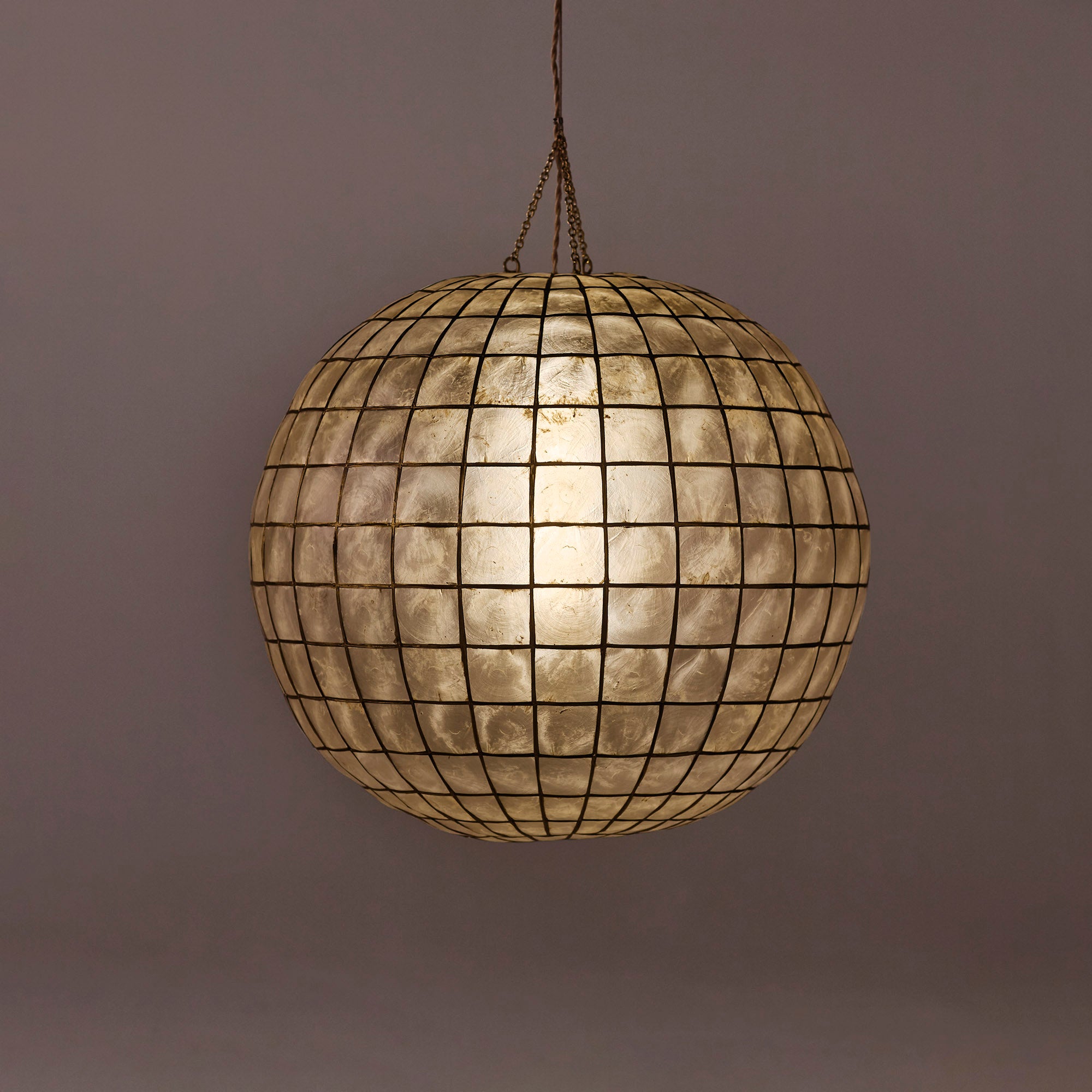 Dusty Deco Cornelia ceiling lamp round aan