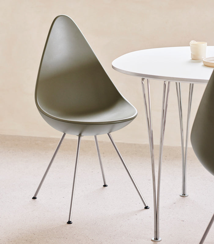 Fritz Hansen Drop chair olive green