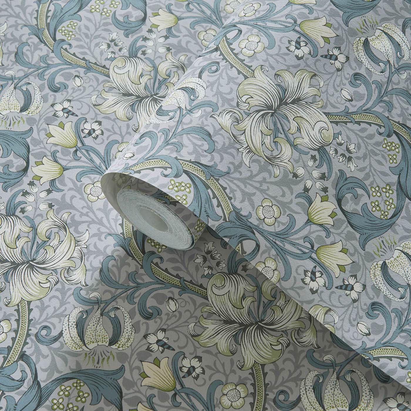Clarke & Clarke behang Golden Lily Slate/Dove W0174/02