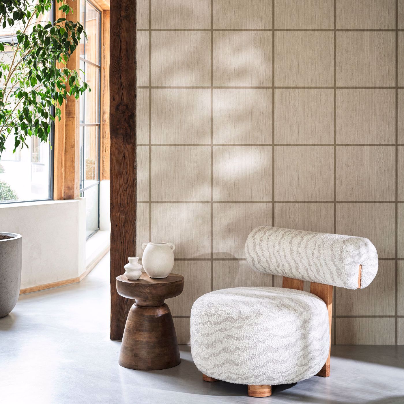 Harlequin behang Wood Blocks Silver Birch/ Blush Gloss als sfeerafbeelding