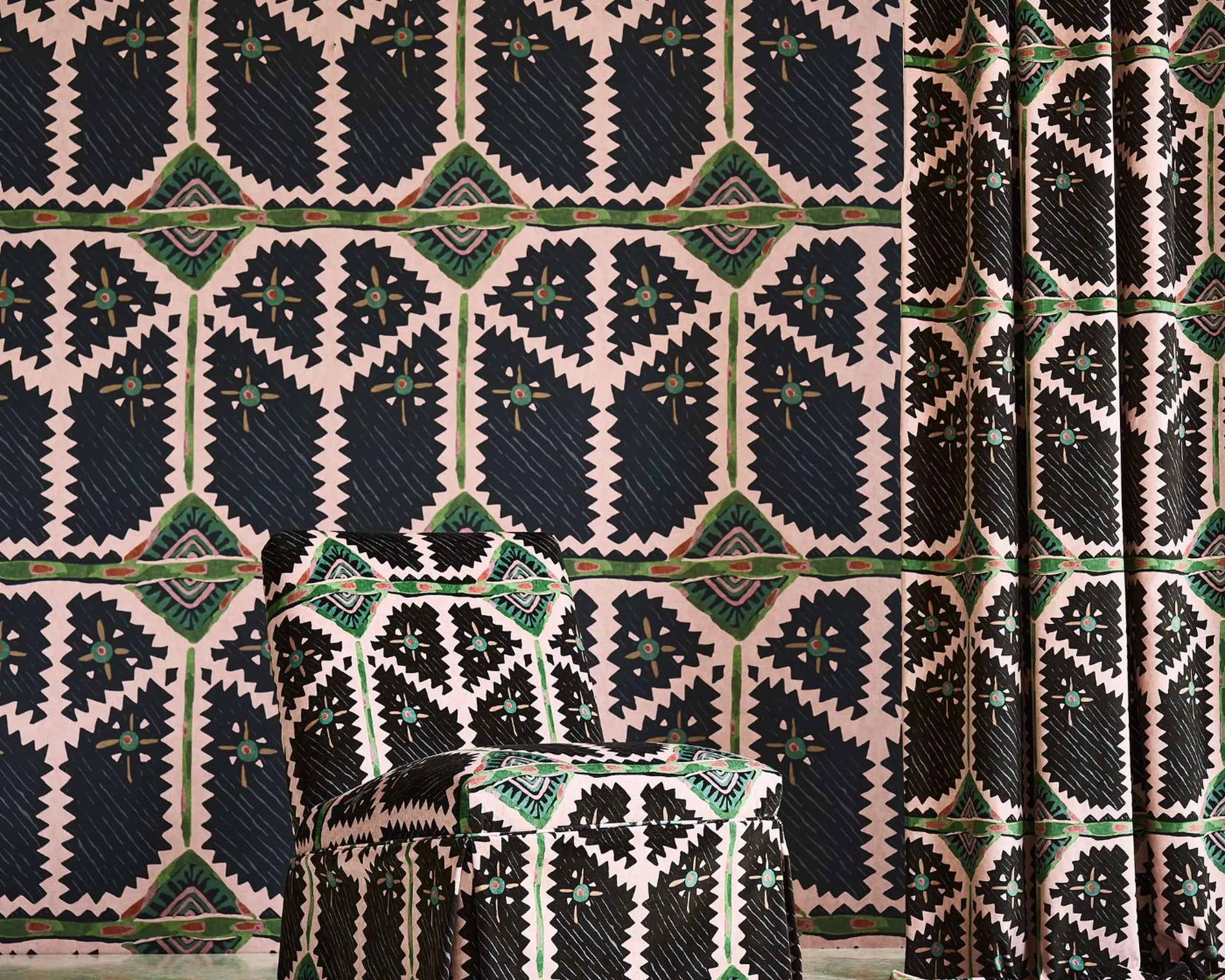 Harlequin behang Brocha Blush/Charcoal HFUP113362