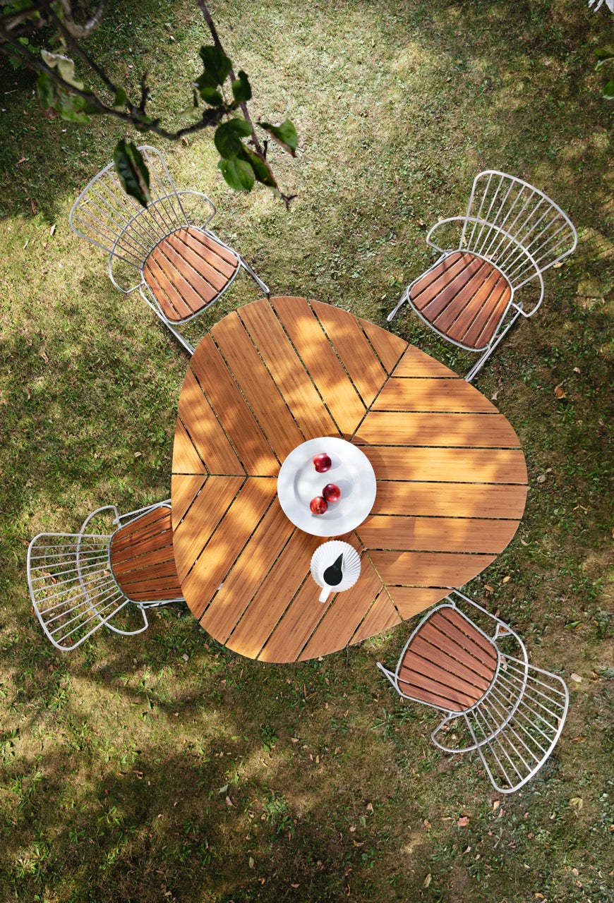 Houe Leaf dining table outdoor