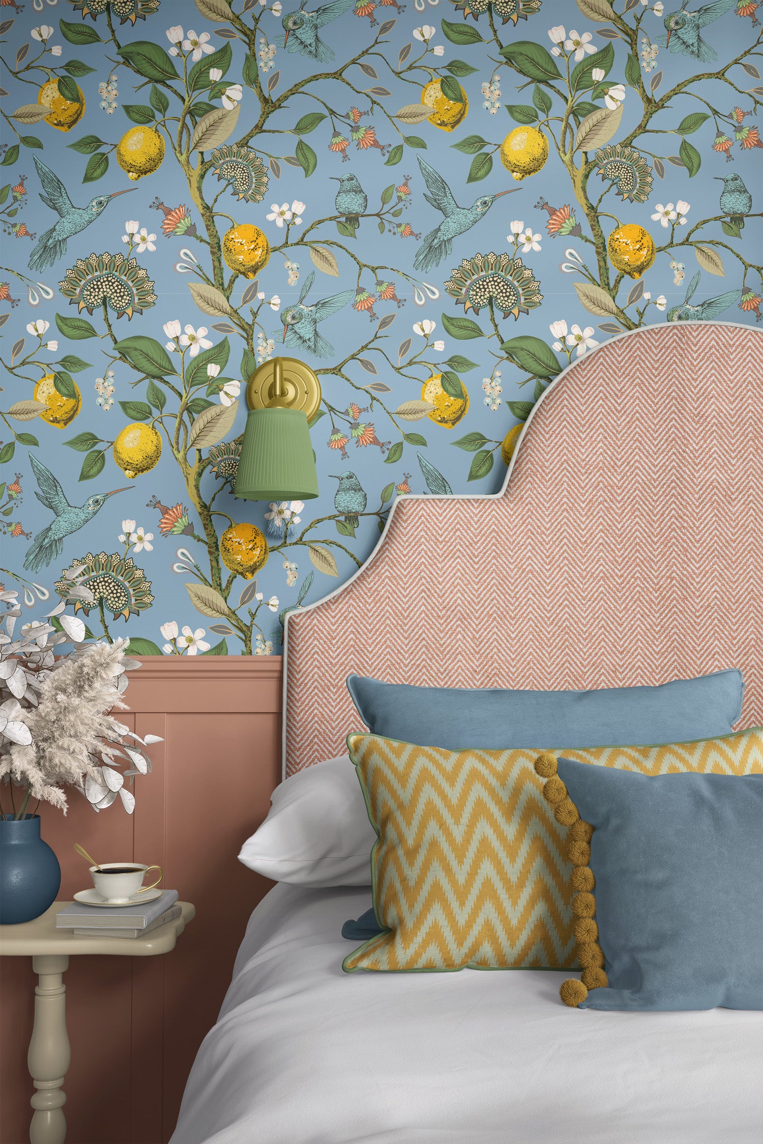 Ivy-House-Volume-II-Lemon-Hummingbird-Wallpaper-Roomset blauw