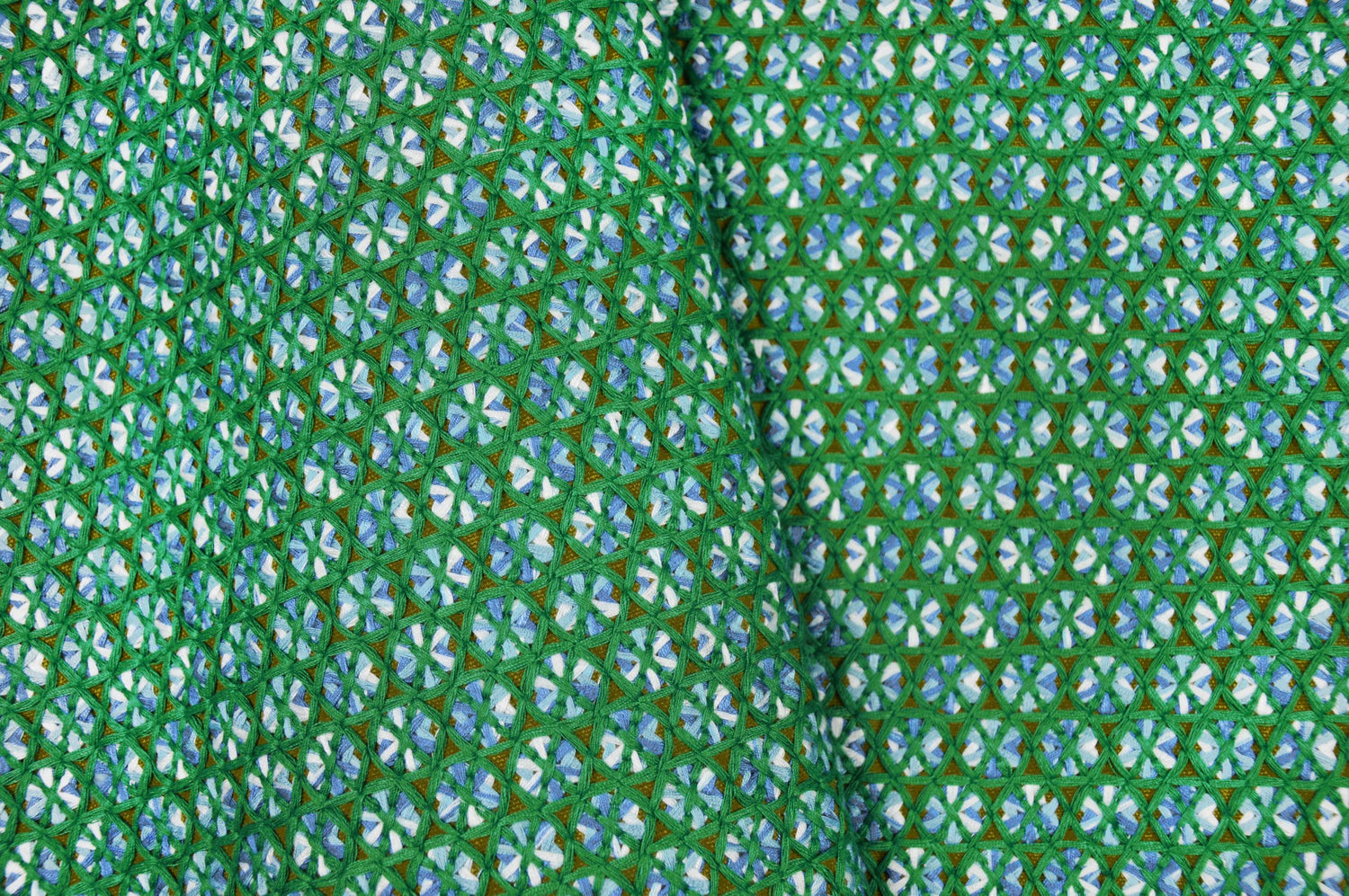 Karin Sajo stof Alvéoles KS 212 - Vert Pastel