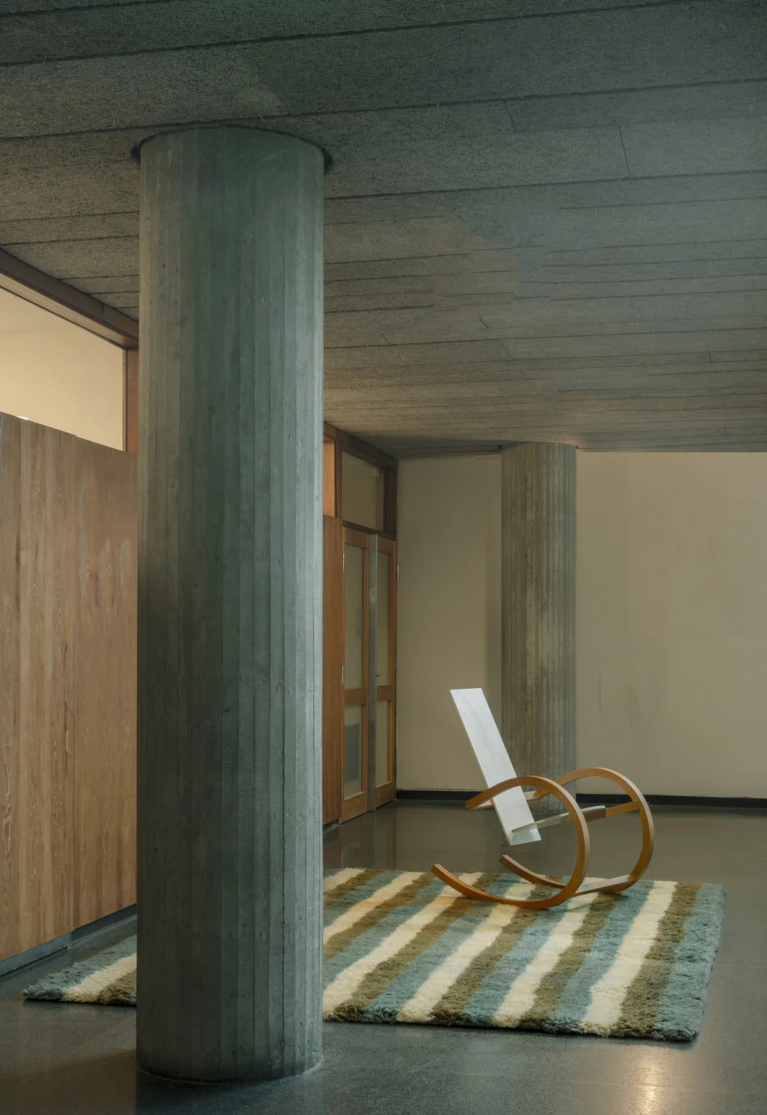 Layered Evelina Kroon Rya Wool vloerkleed Arable Land sfeerafbeelding