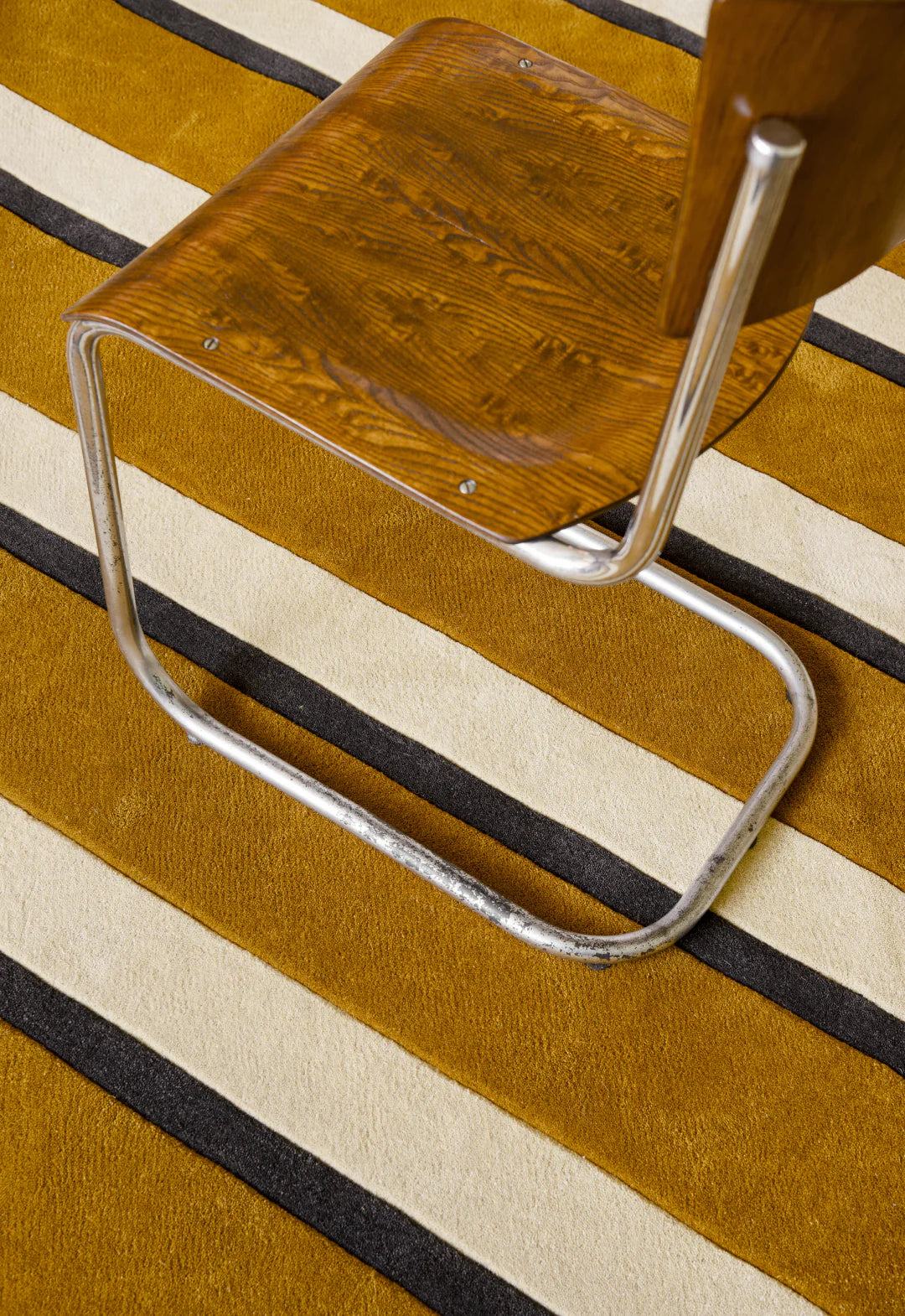 Layered Teklan Diagonal Sand wool vloerkleed