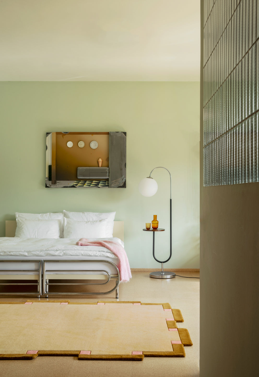 Layered Teklan Fregio Butter Blossom wool vloerkleed