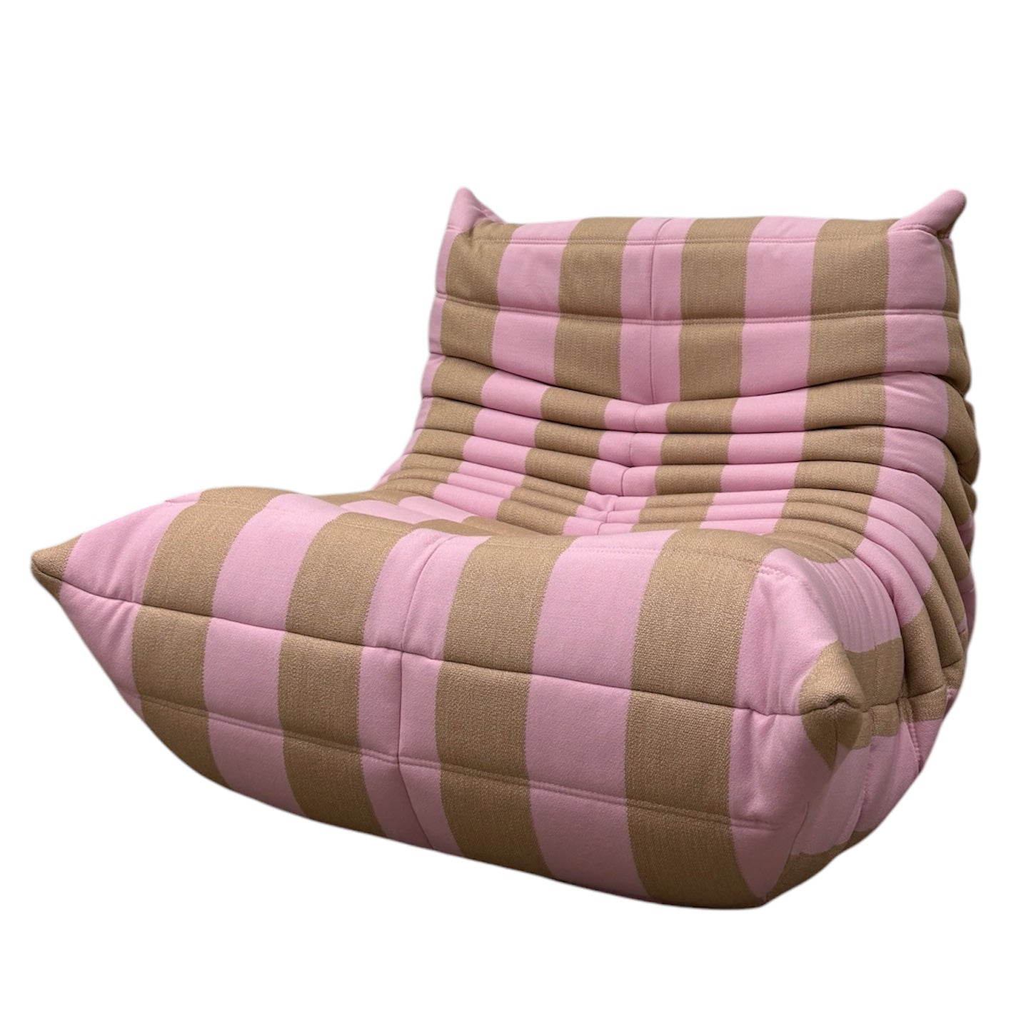 Ligne-Roset-togo-limet editie reflex roze