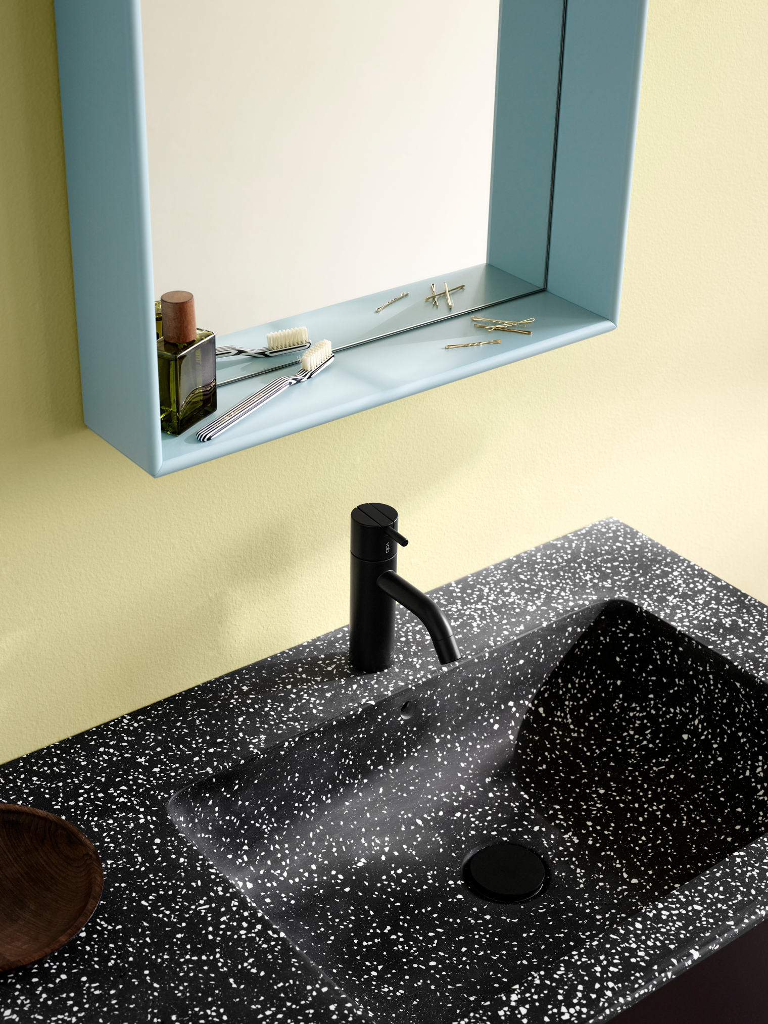Montana Colour Frame Mirror – SHELFIE flint