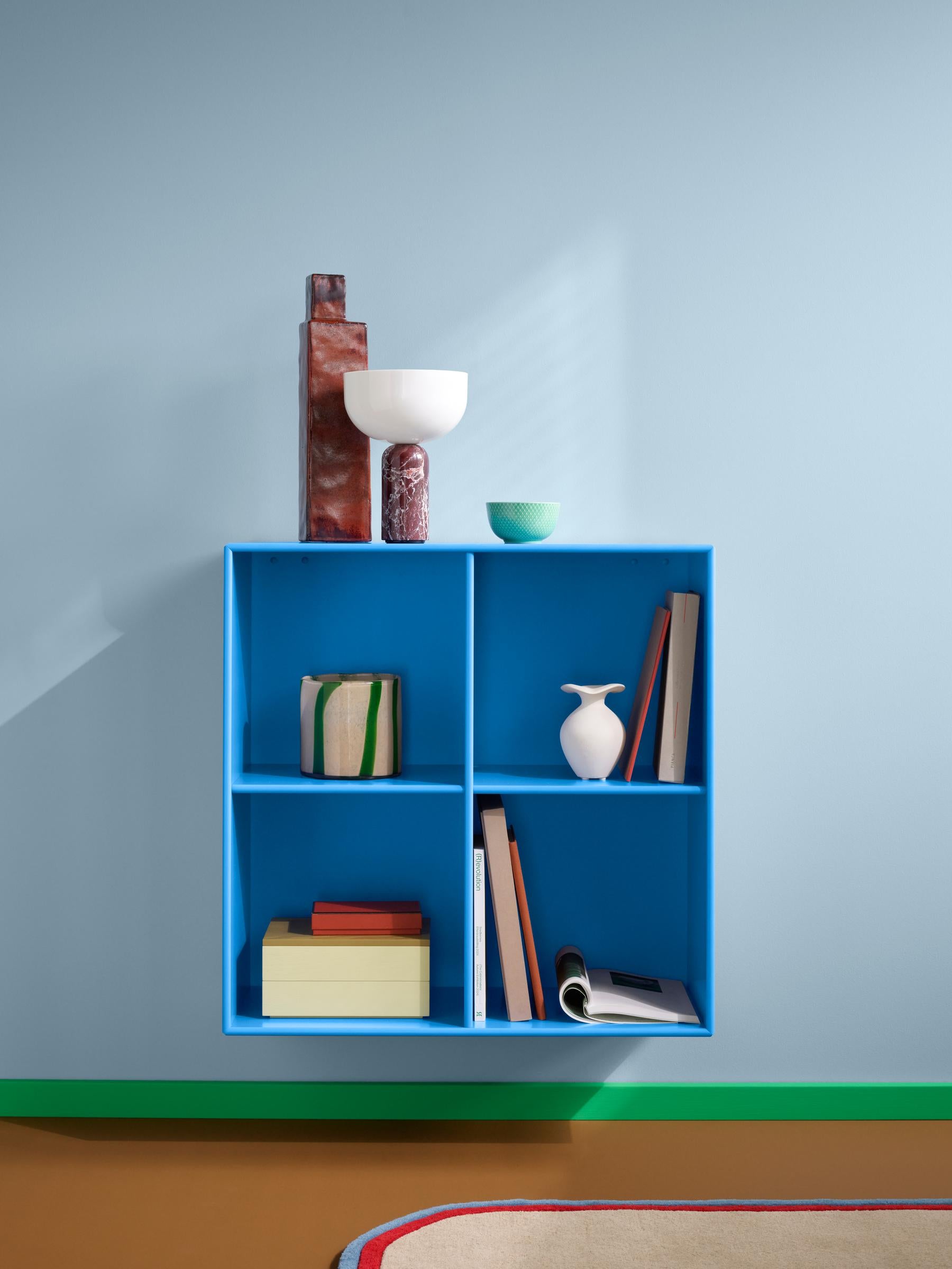 Montana Show Bookcase Azure, blauw