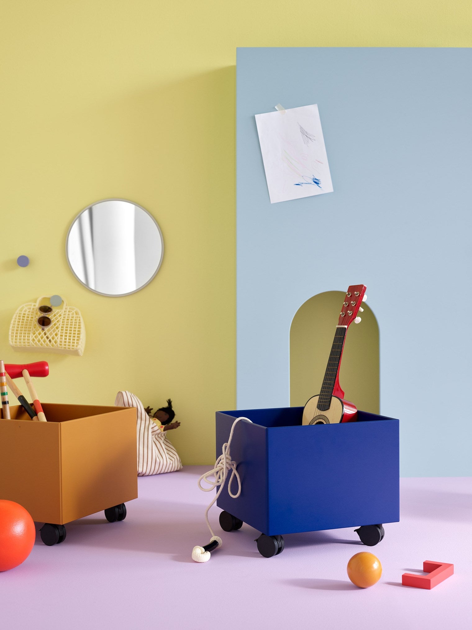 Montana Mini Play Box sfeerafbeelding met speelgoed