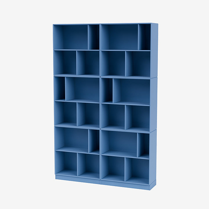 Montana Read spacious bookshelf azure, blauw