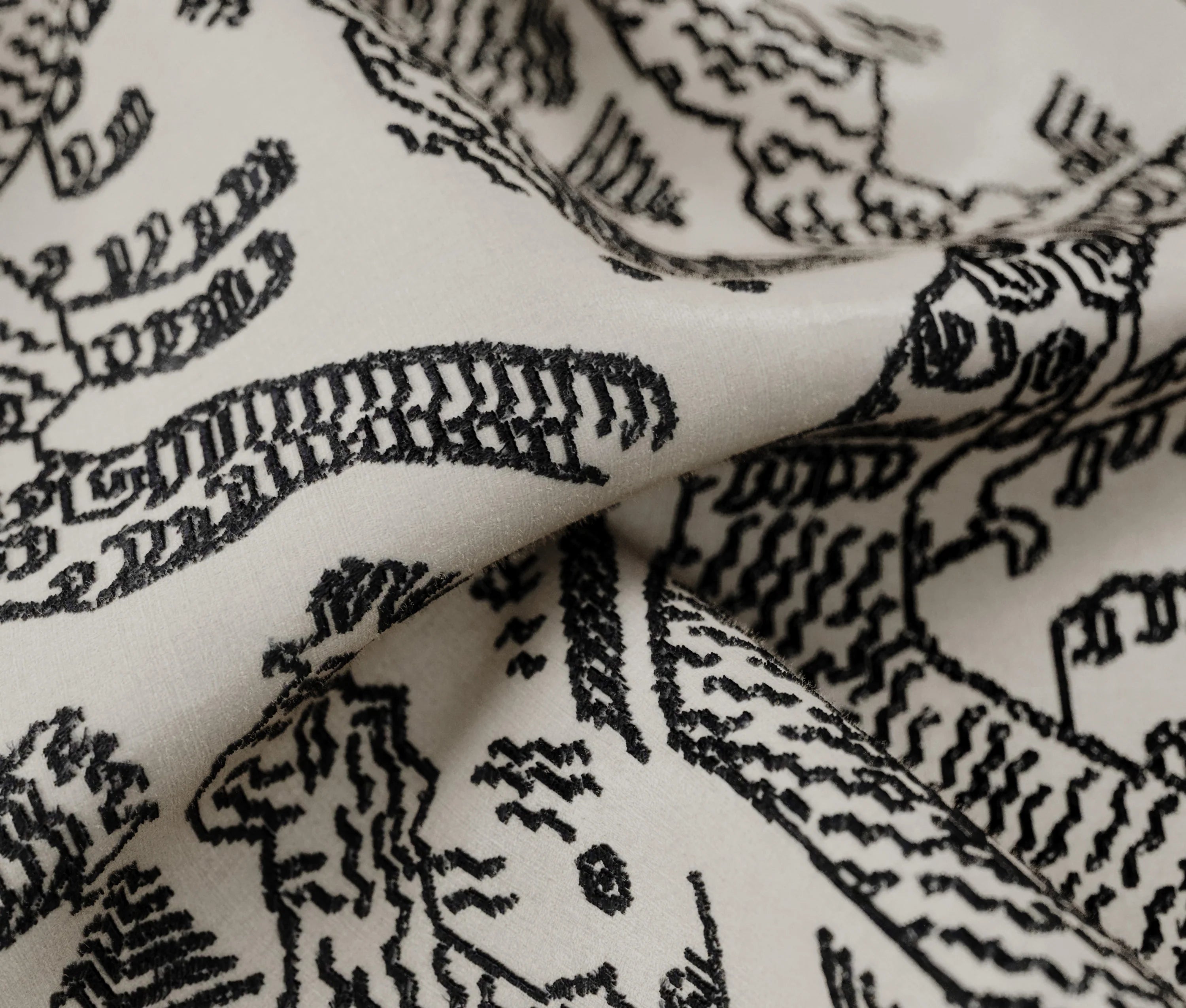OUT Objekte Unserer Tage fabric Dedar Tiger Mountain Col_001