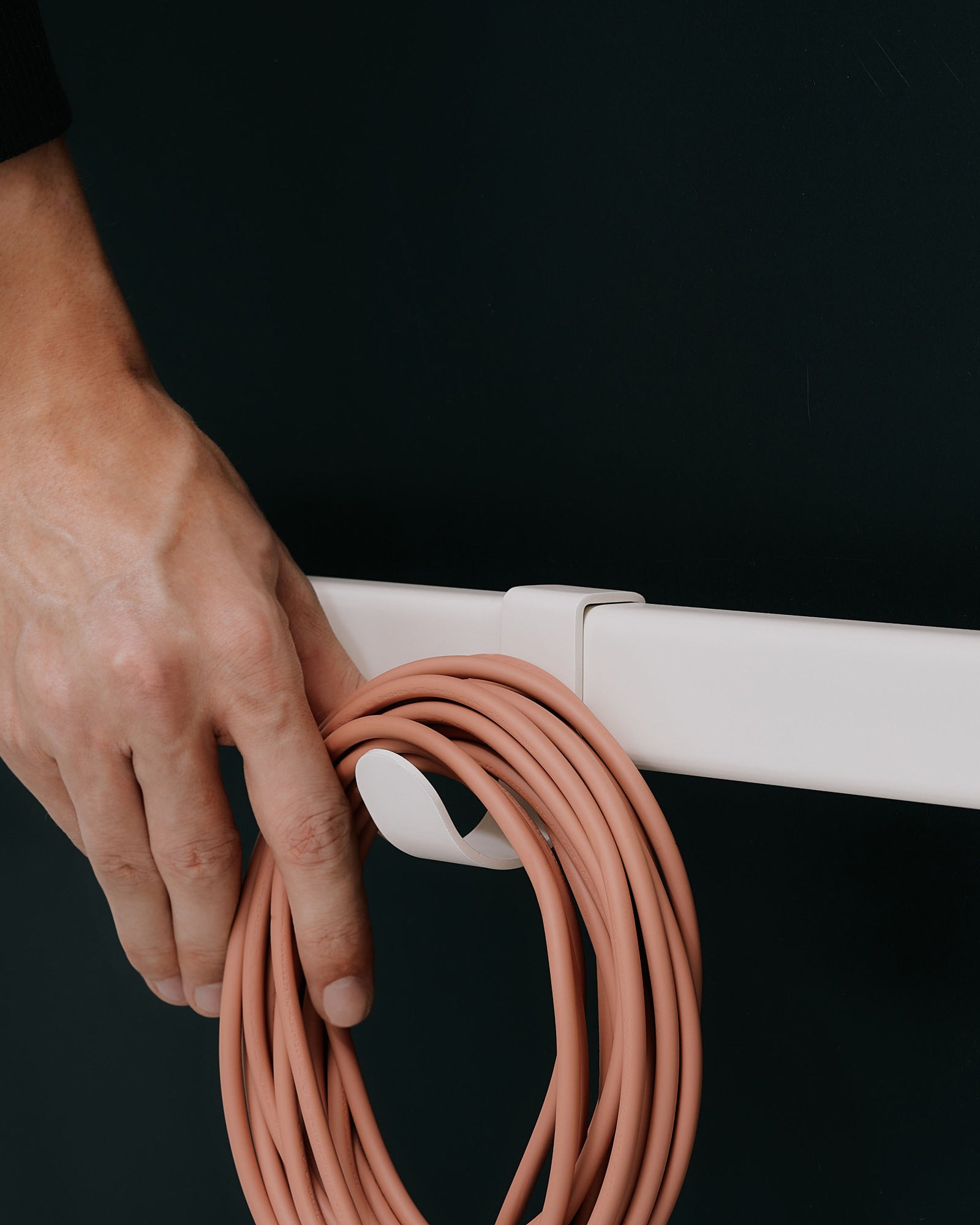 Pedestal Hook Mount