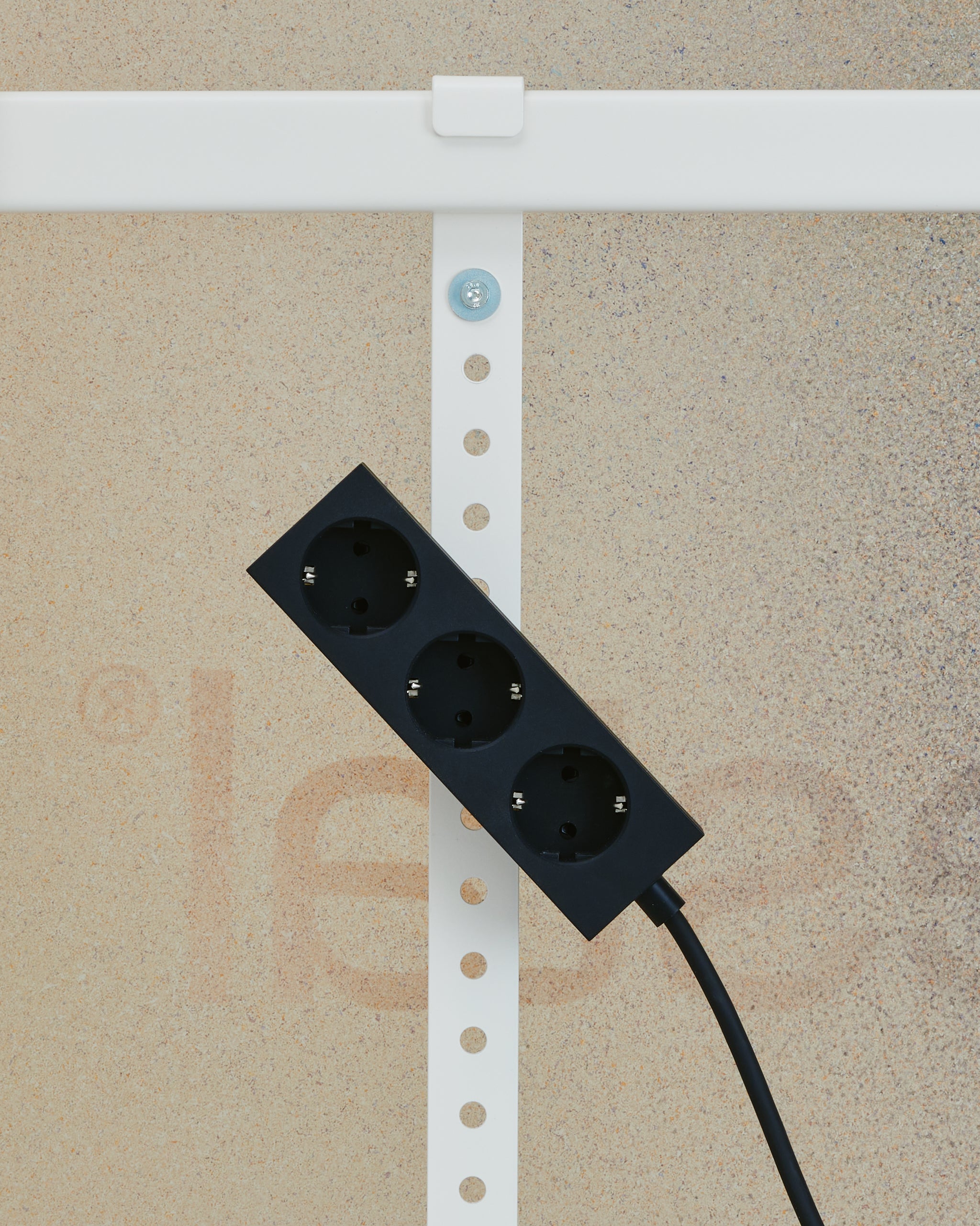 Pedestal Power Bar