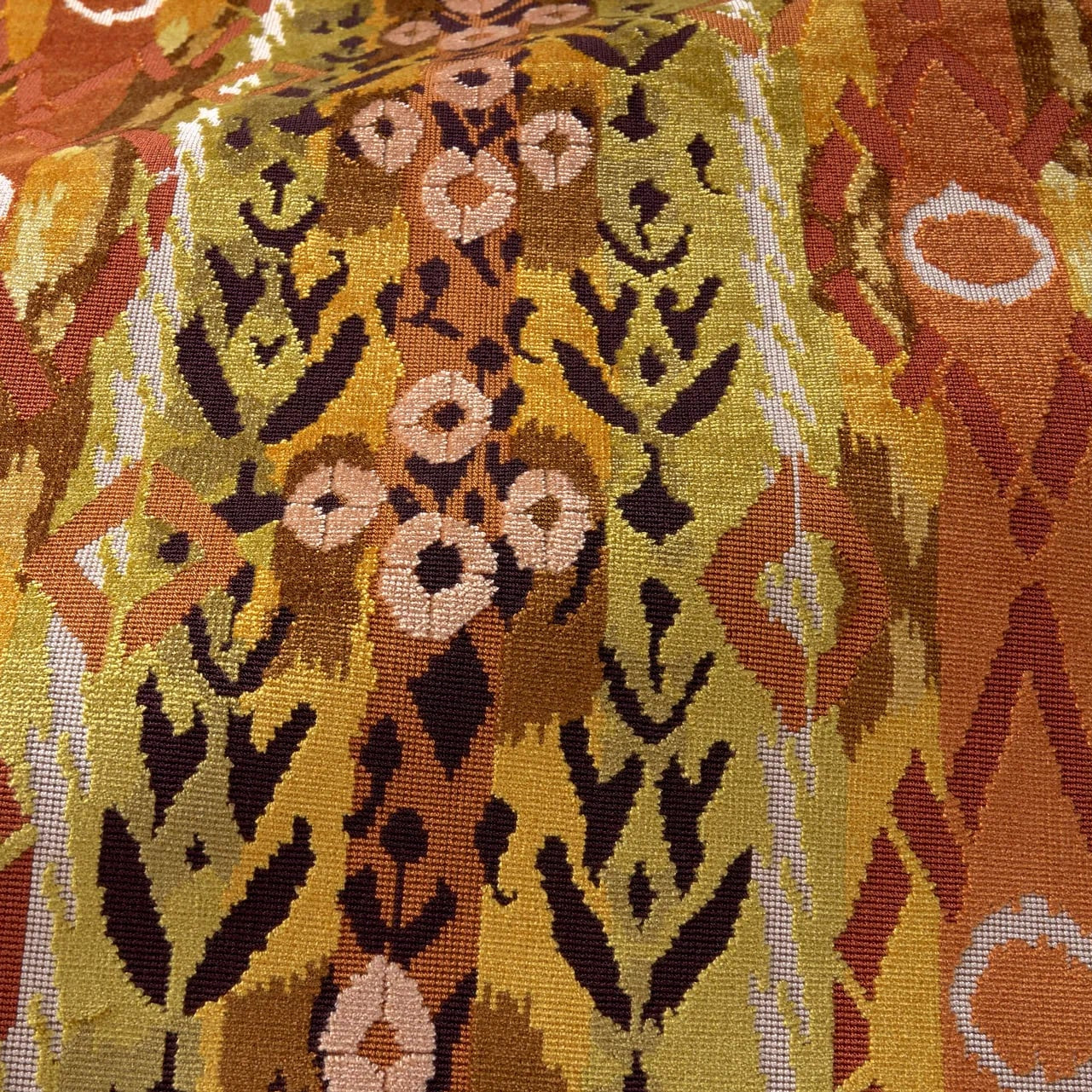 Pierre Frey stof Macao Fauve F4121001