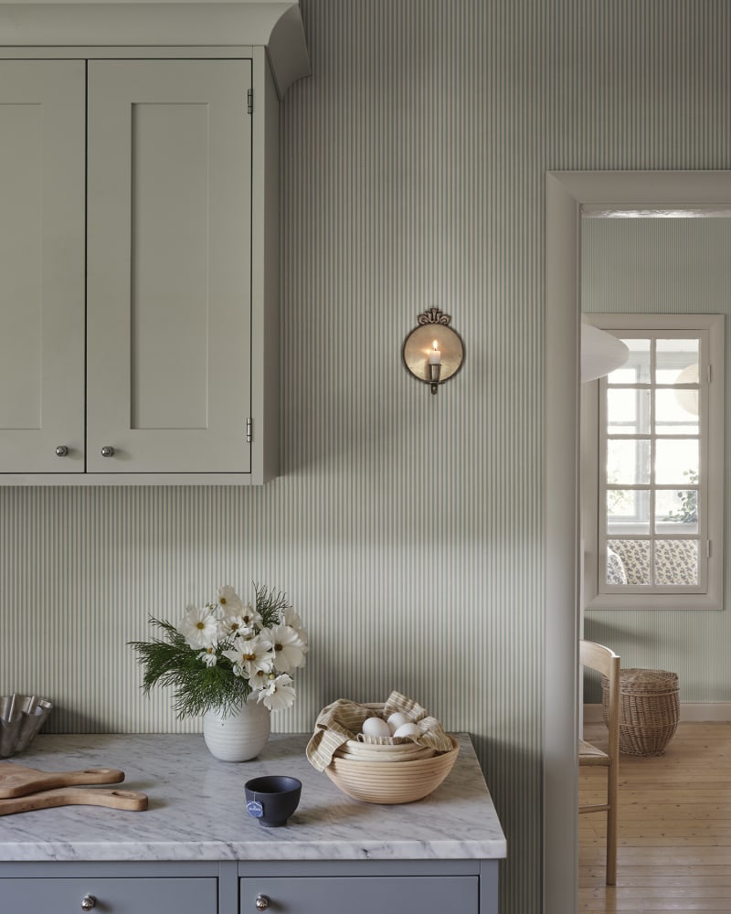 Sandberg behang Fabian Misty Blue S10798 sfeerbeeld