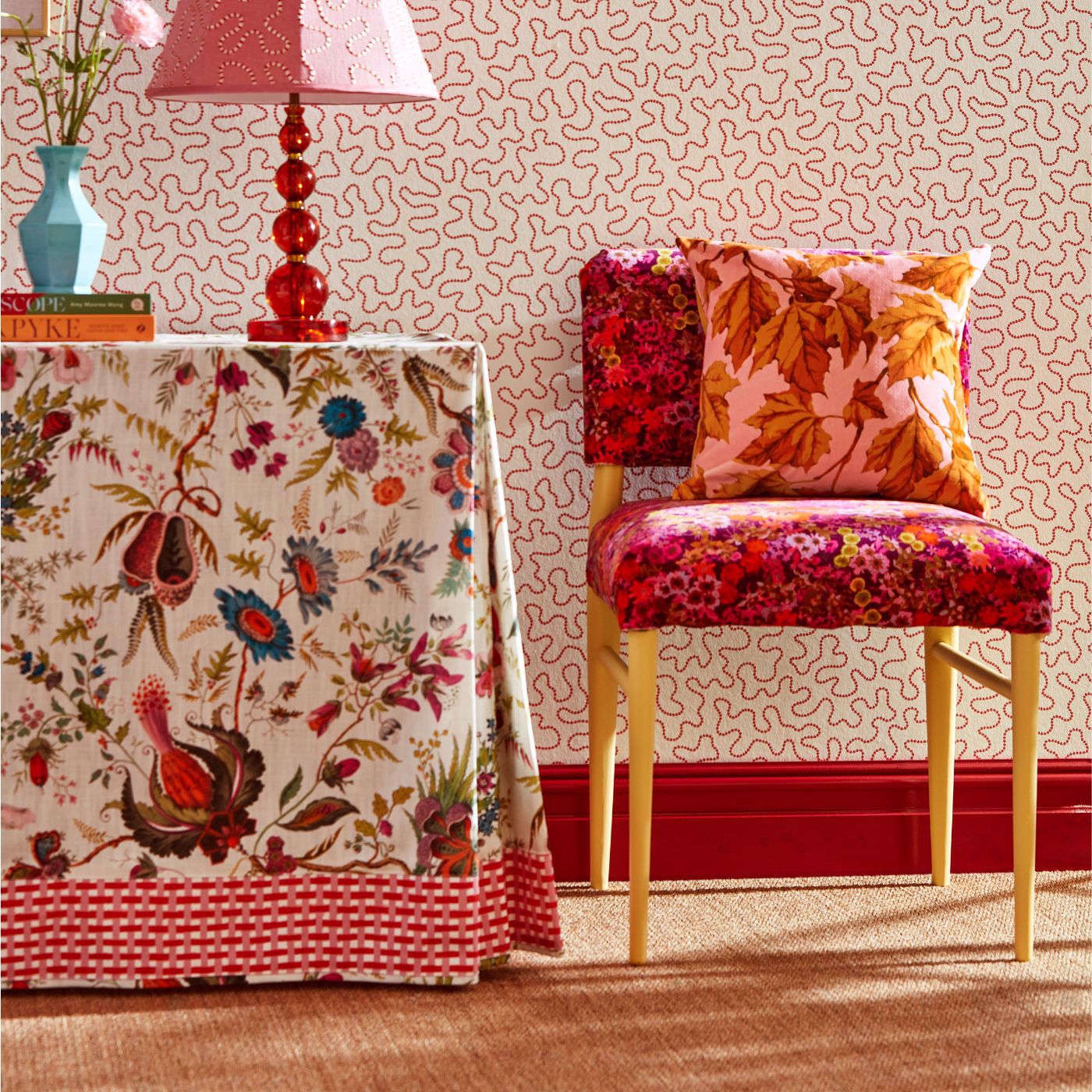 Harlequin stof Wildflower Meadow Carnelian/Spinel/Amethyst 121187