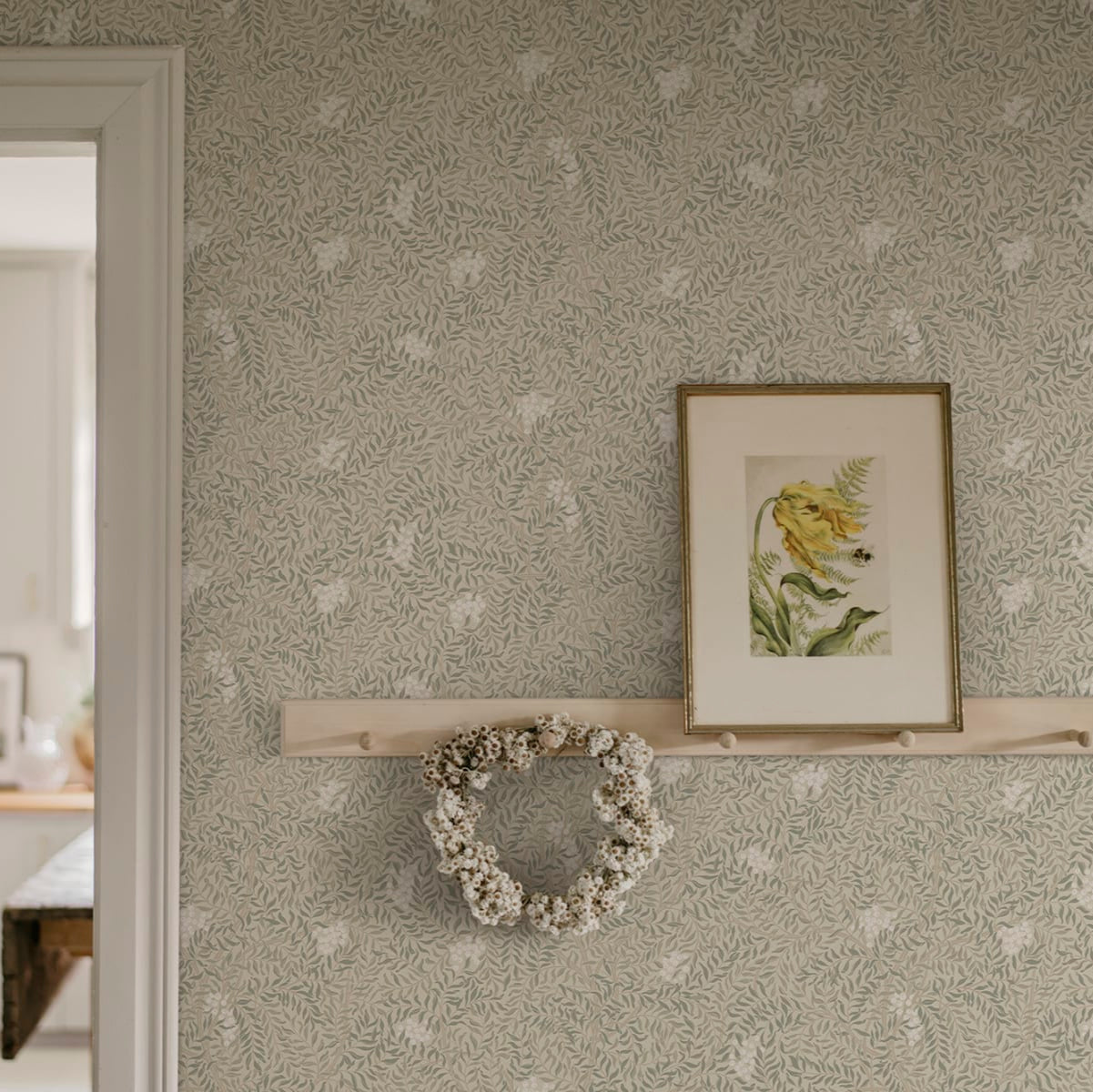 Sandberg behang in de kleur Simon Sandstone S10497