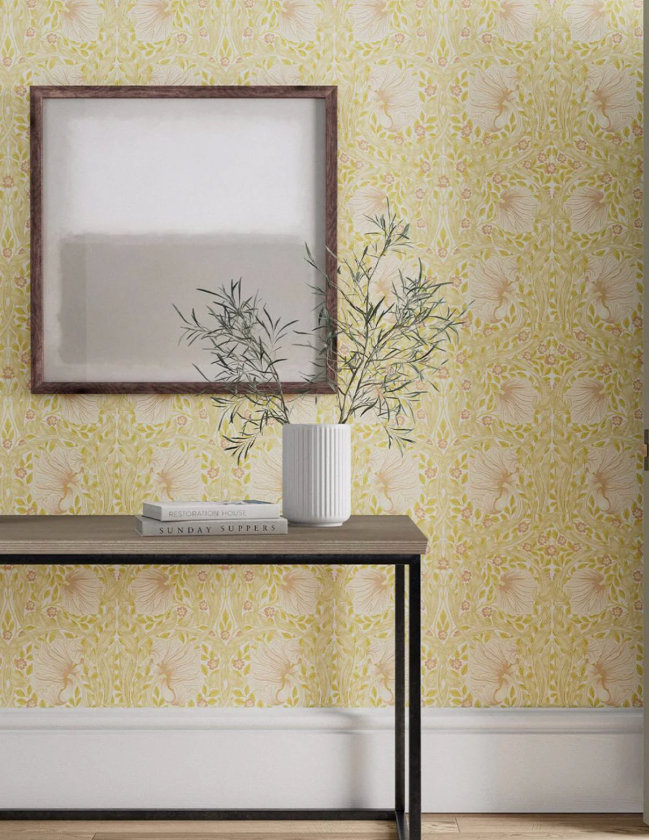 Morris and Co behang Pimpernel Linen/Coral 217364