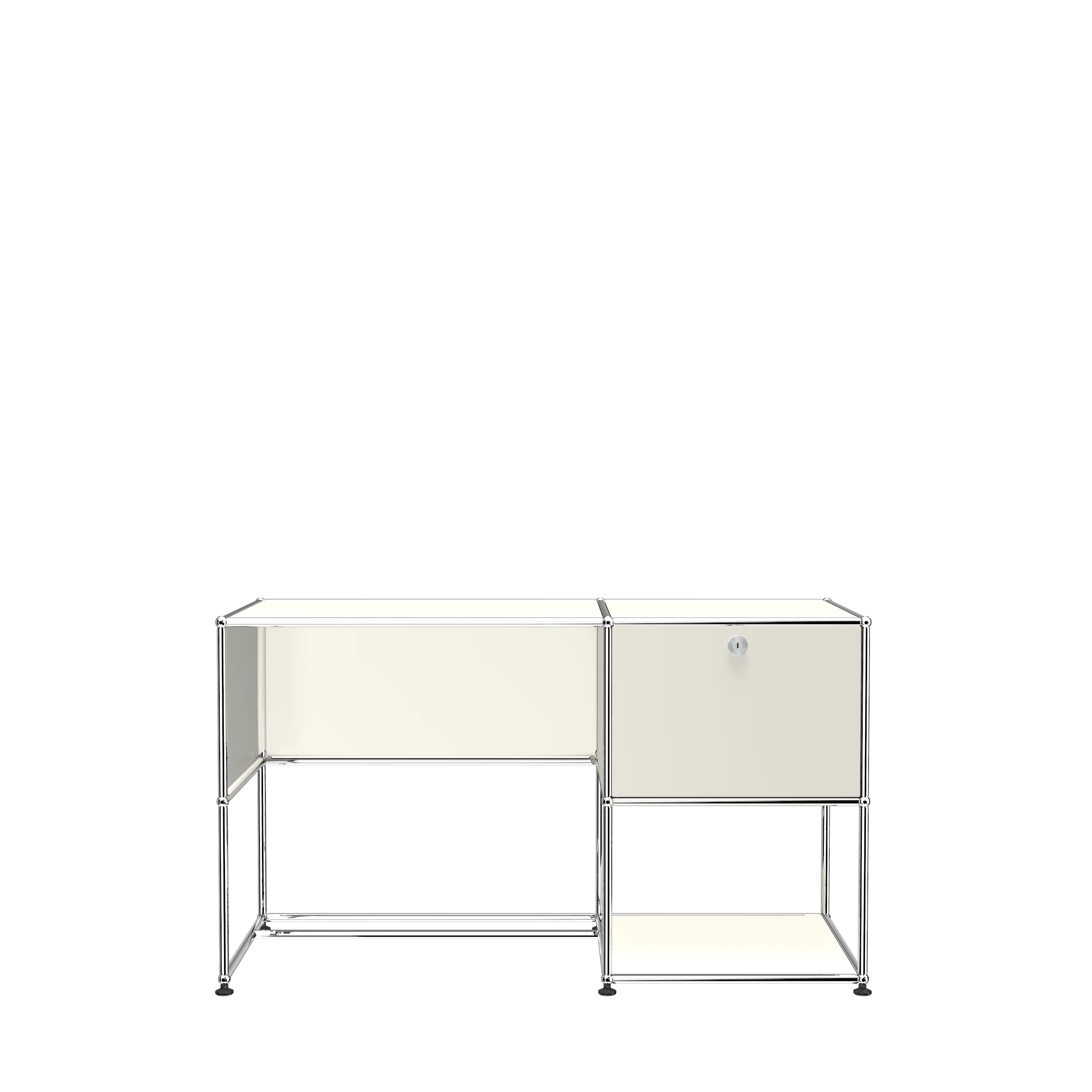 USM Haller Bureau A desk wit