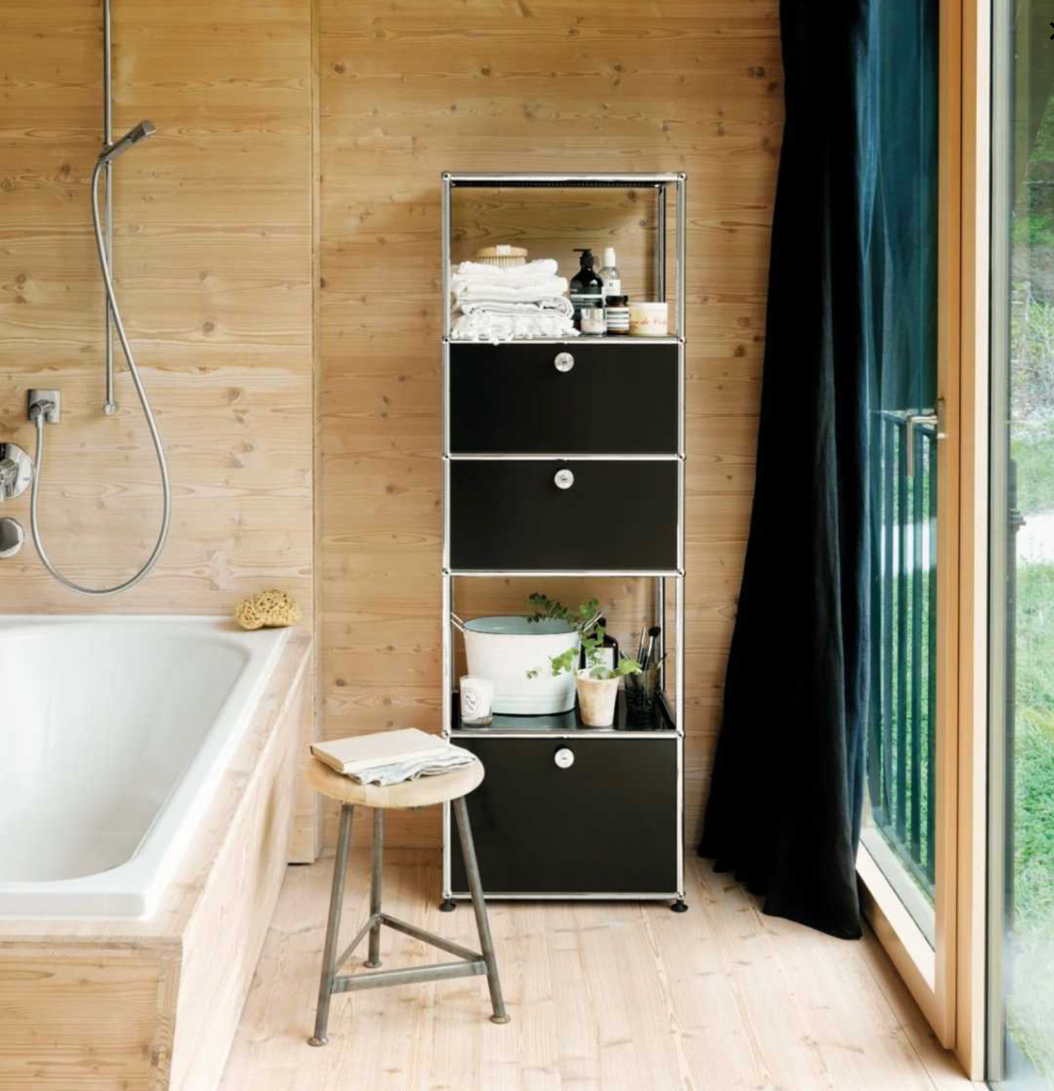 USM Haller M52 kast badkamer