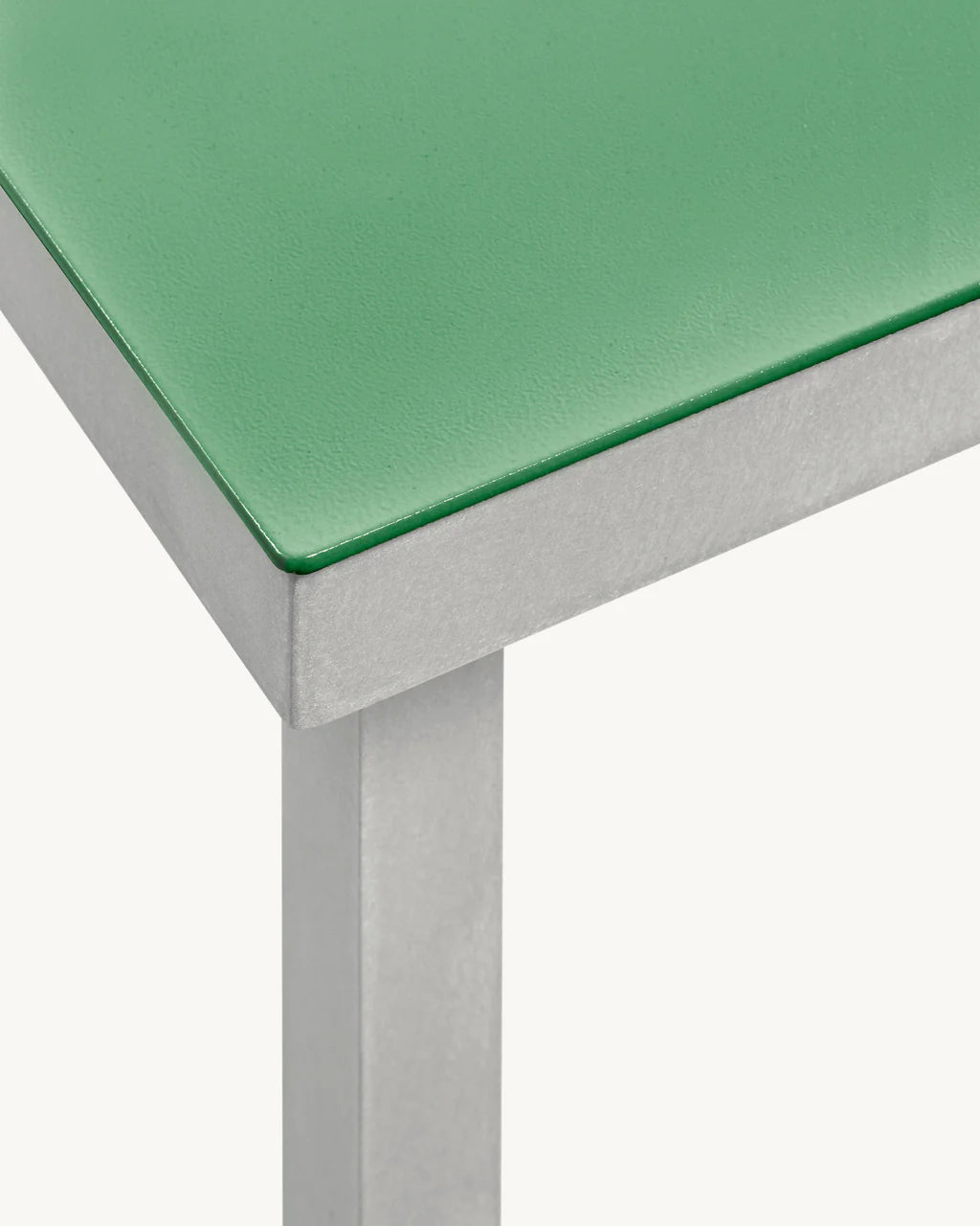 Valerie Objects Alu bench groene kleur
