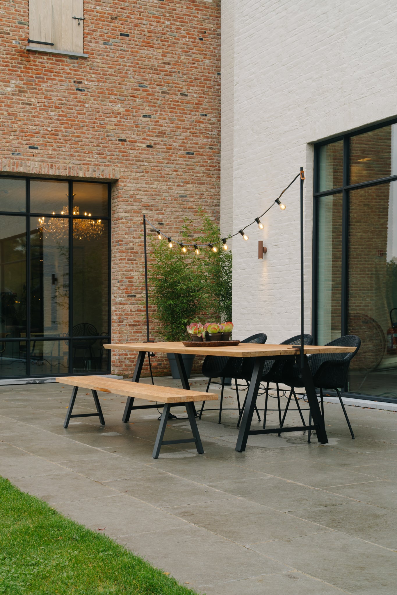 Vincent Sheppard Matteo dining bench outdoor