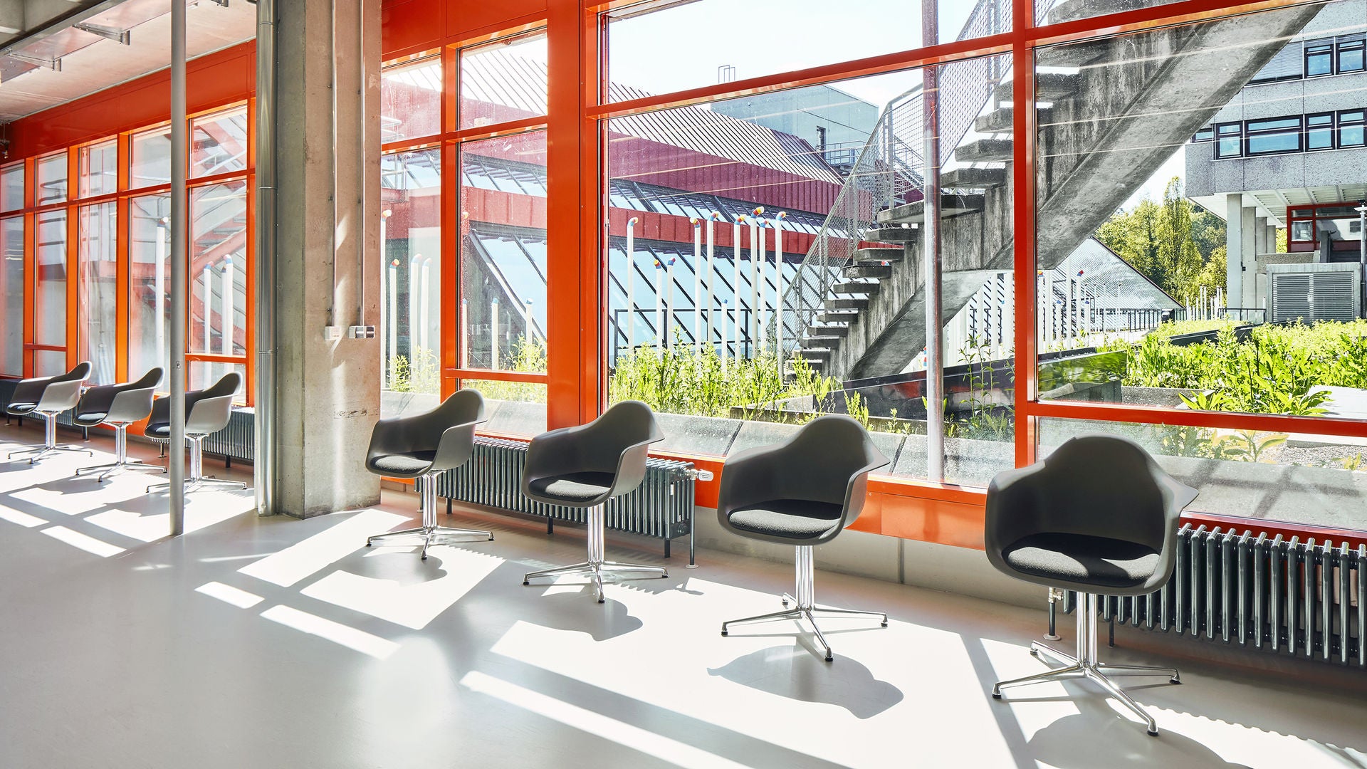 Vitra Eames plastic armchair RE DAL-4