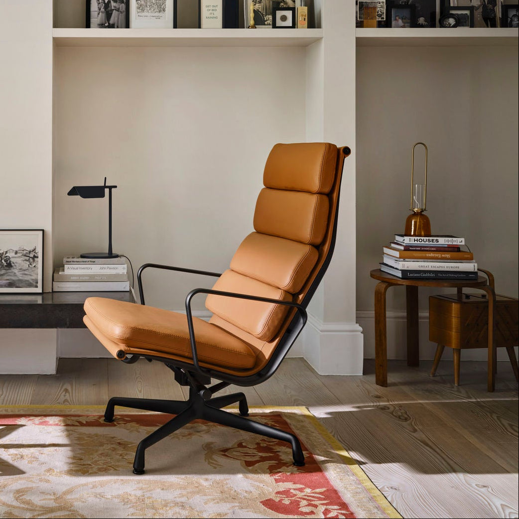 Vitra Soft Pad Lounge Chair EA 222 in living room