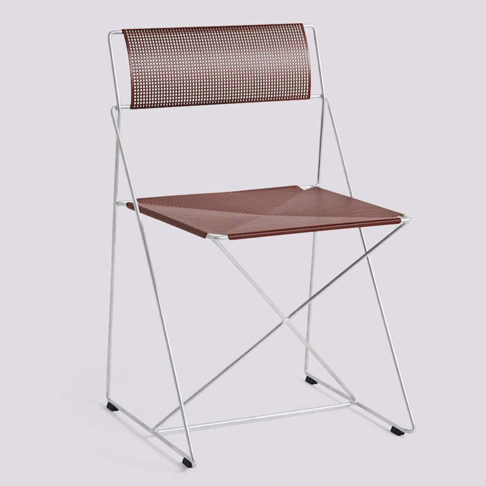 Hay X-Line chair Iron Red gepoedercoate zitting en thermisch verzinkt stalen onderstel