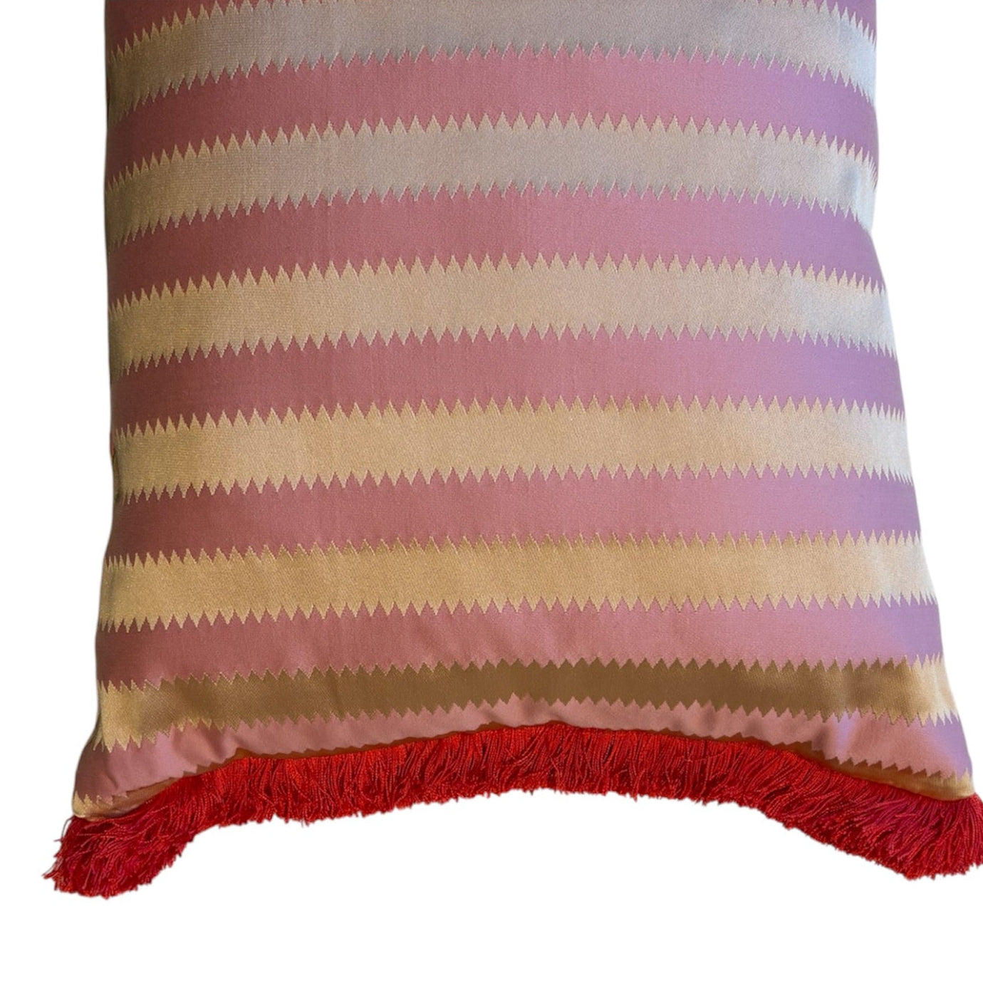 Sanderson Harlequin kussen Regency Aperigon Putty/Geolu met franje