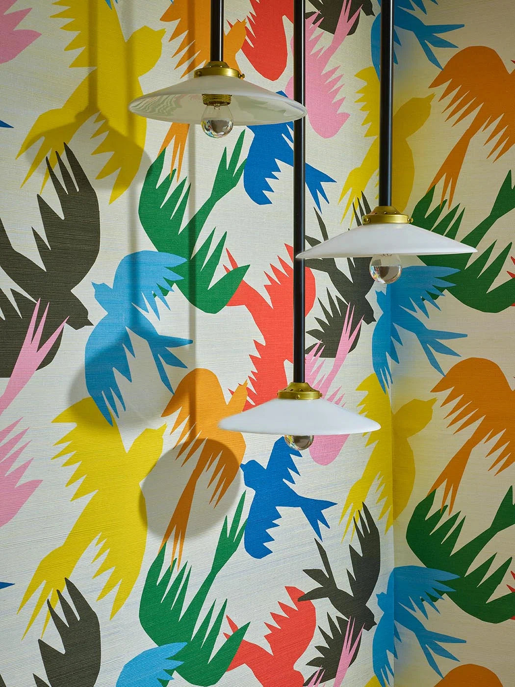 Pierre Frey behang Bird Traffic Multicolore FP207001