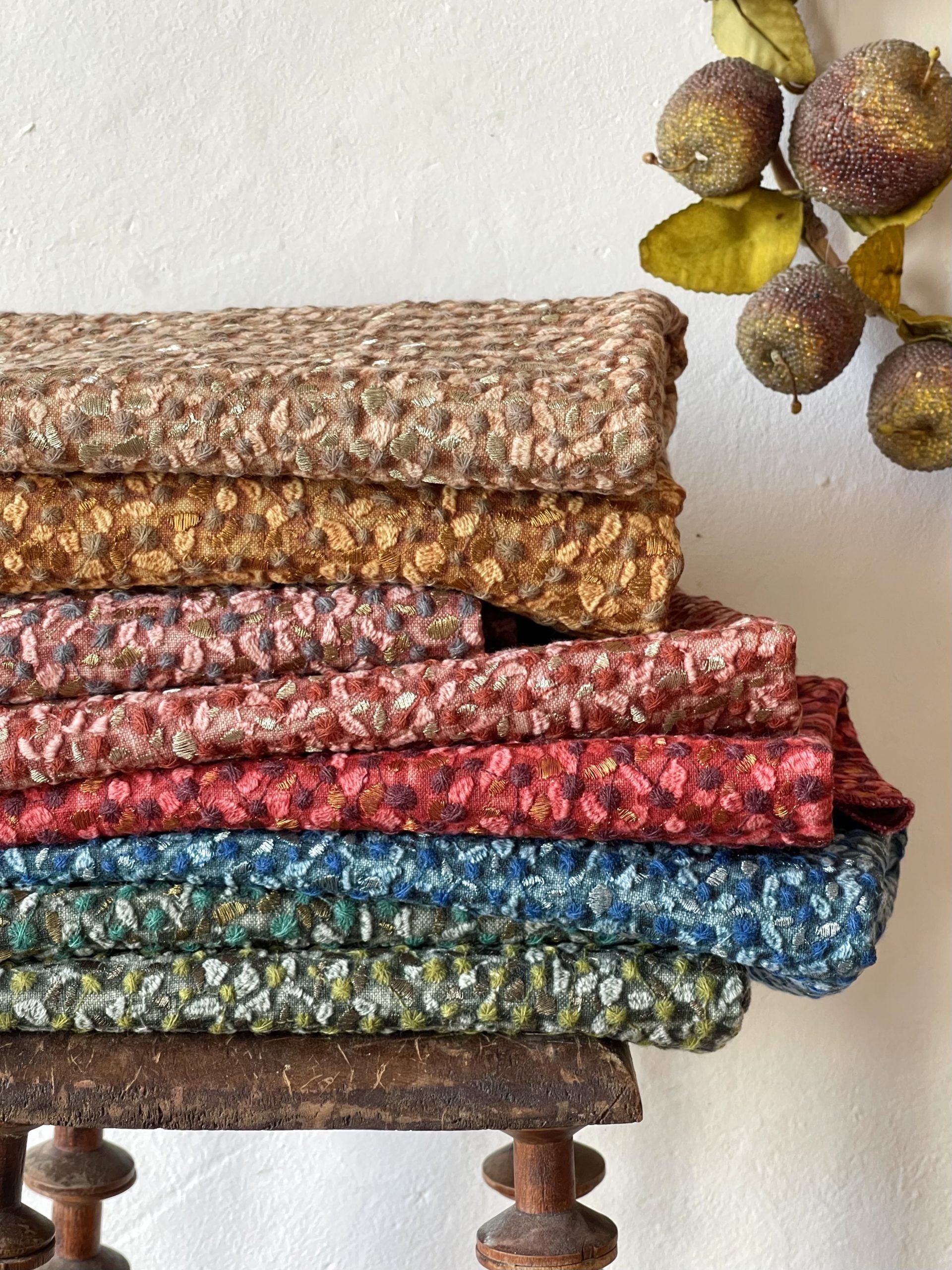 Karin Sajo stof Casa Vicens KS 208 - Jaune Epices