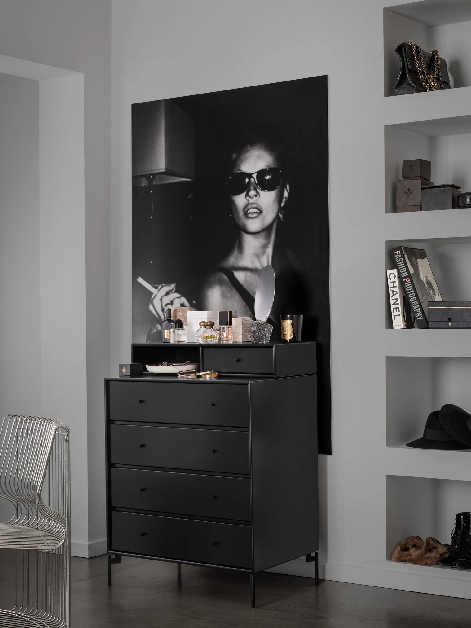Montana Keep Dressoir zwart