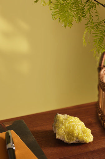 Paint & Paper Library verf Peruvian Yellow (710)